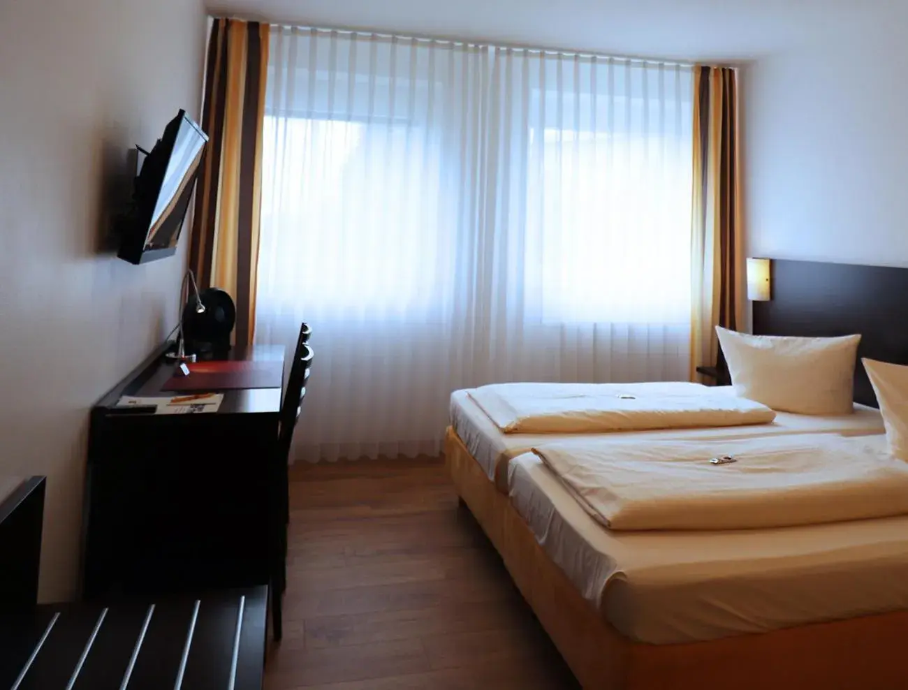 Single Room - single occupancy in iQ-Hotel Single Room - single occupancy in iQ-Hotel