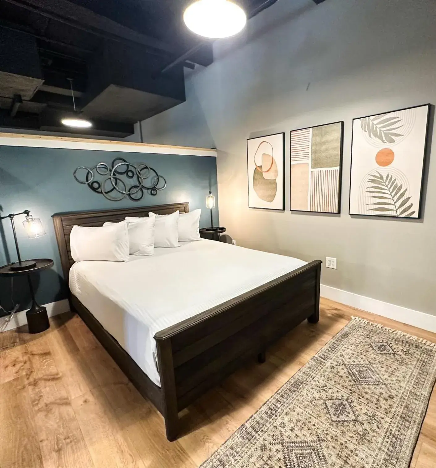 Bed in Old Mill Inn Bed in Old Mill Inn