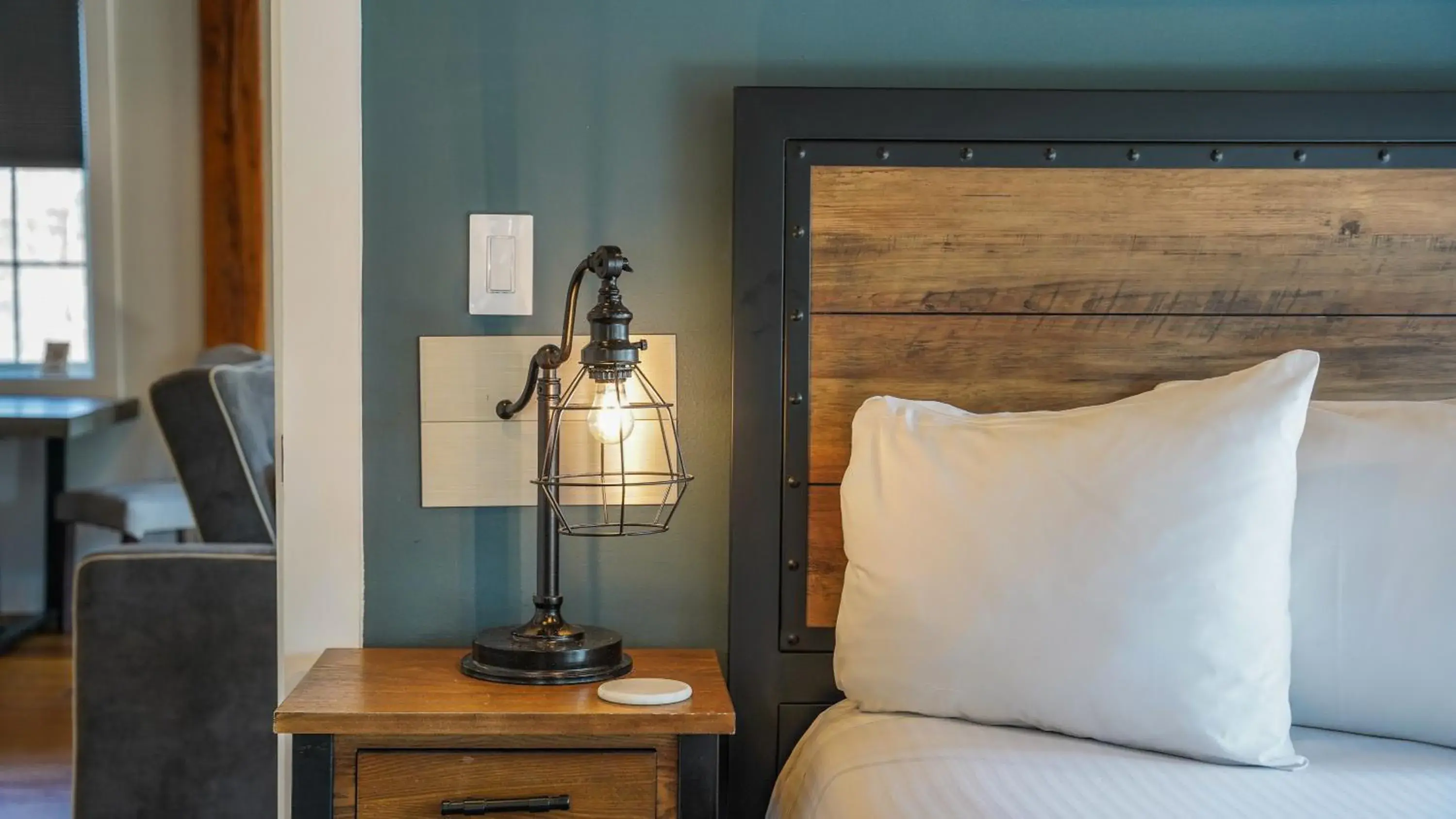 Bed in Old Mill Inn Bed in Old Mill Inn