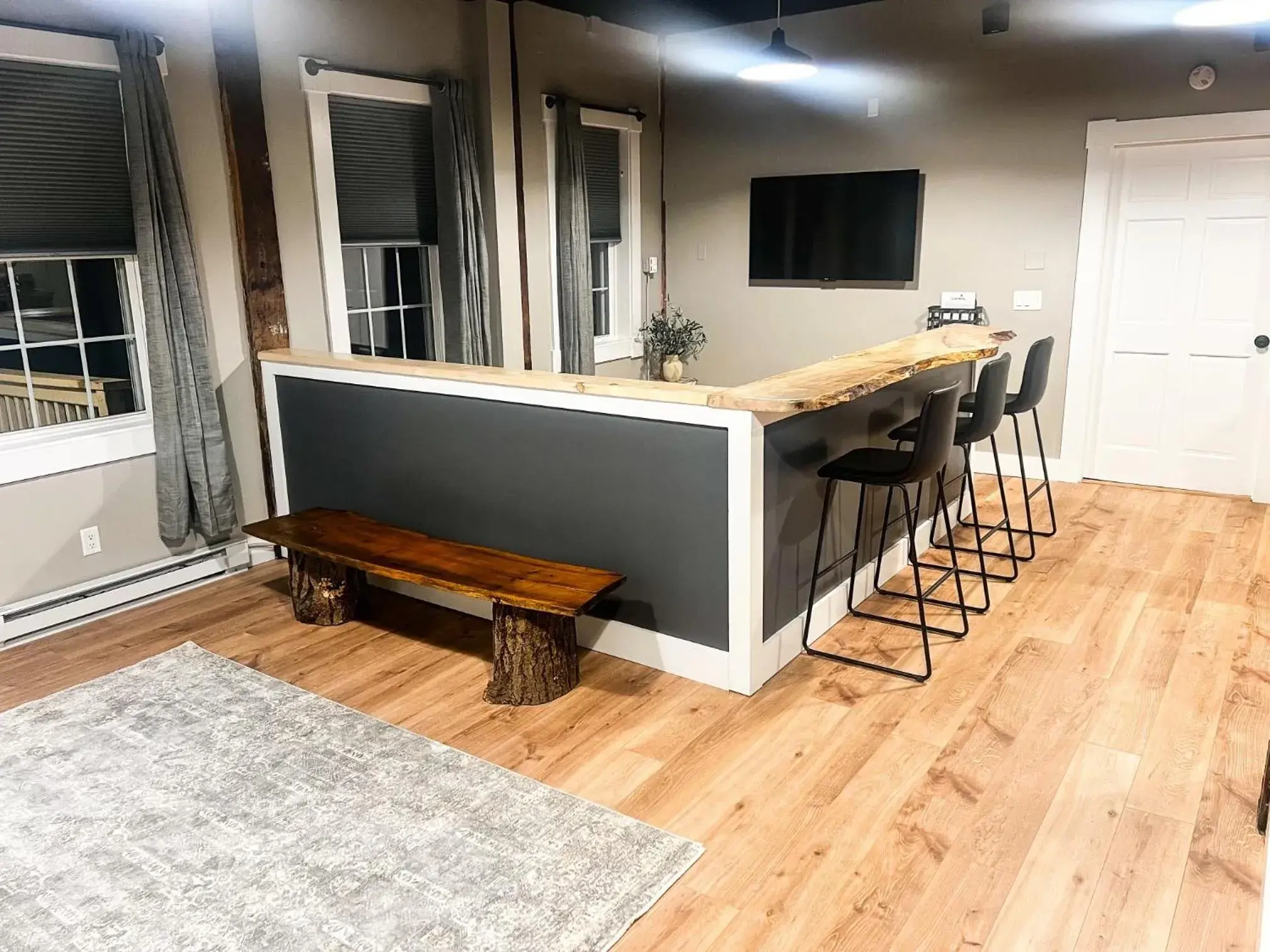 Old Mill Inn Old Mill Inn