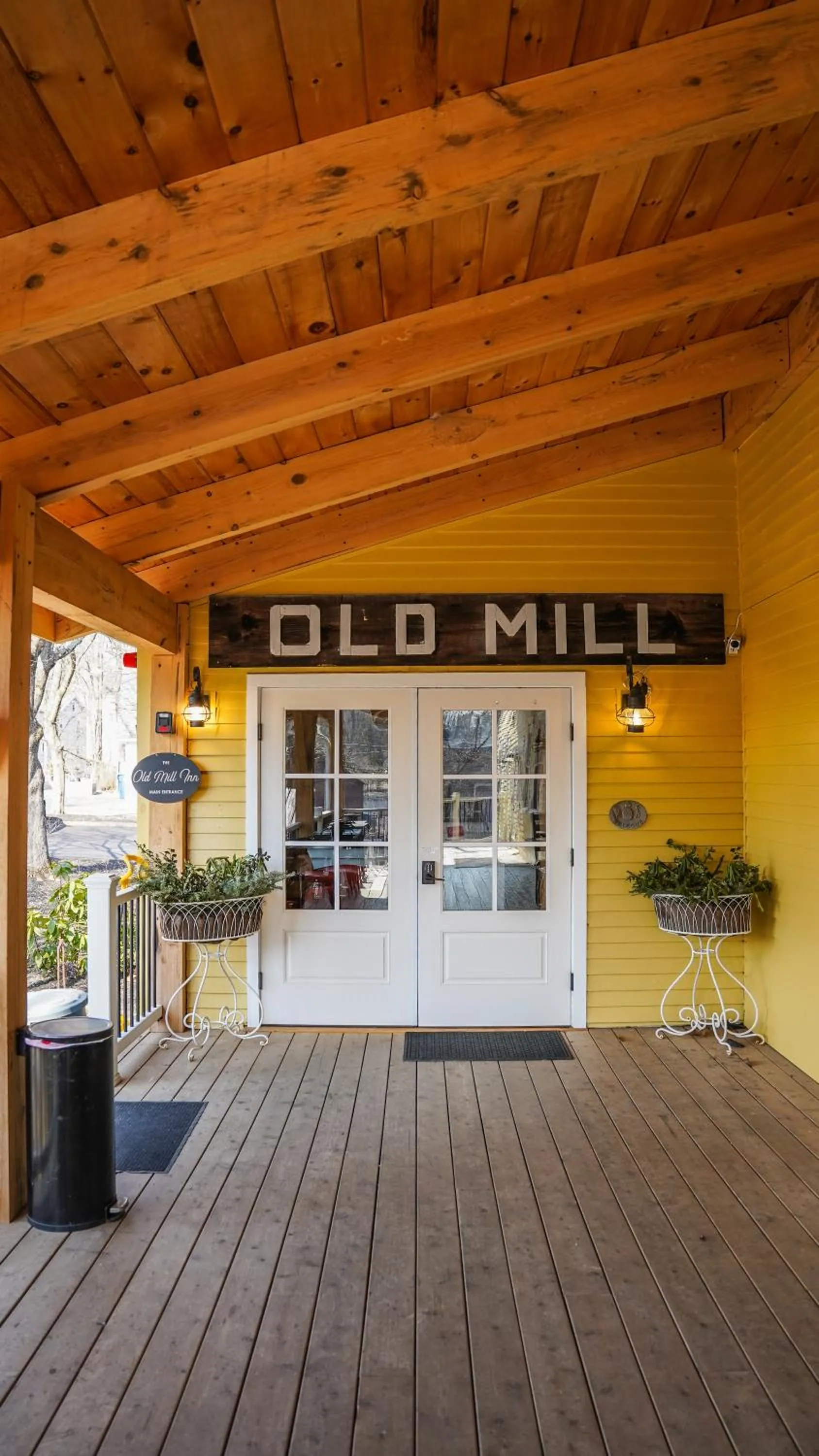 Old Mill Inn