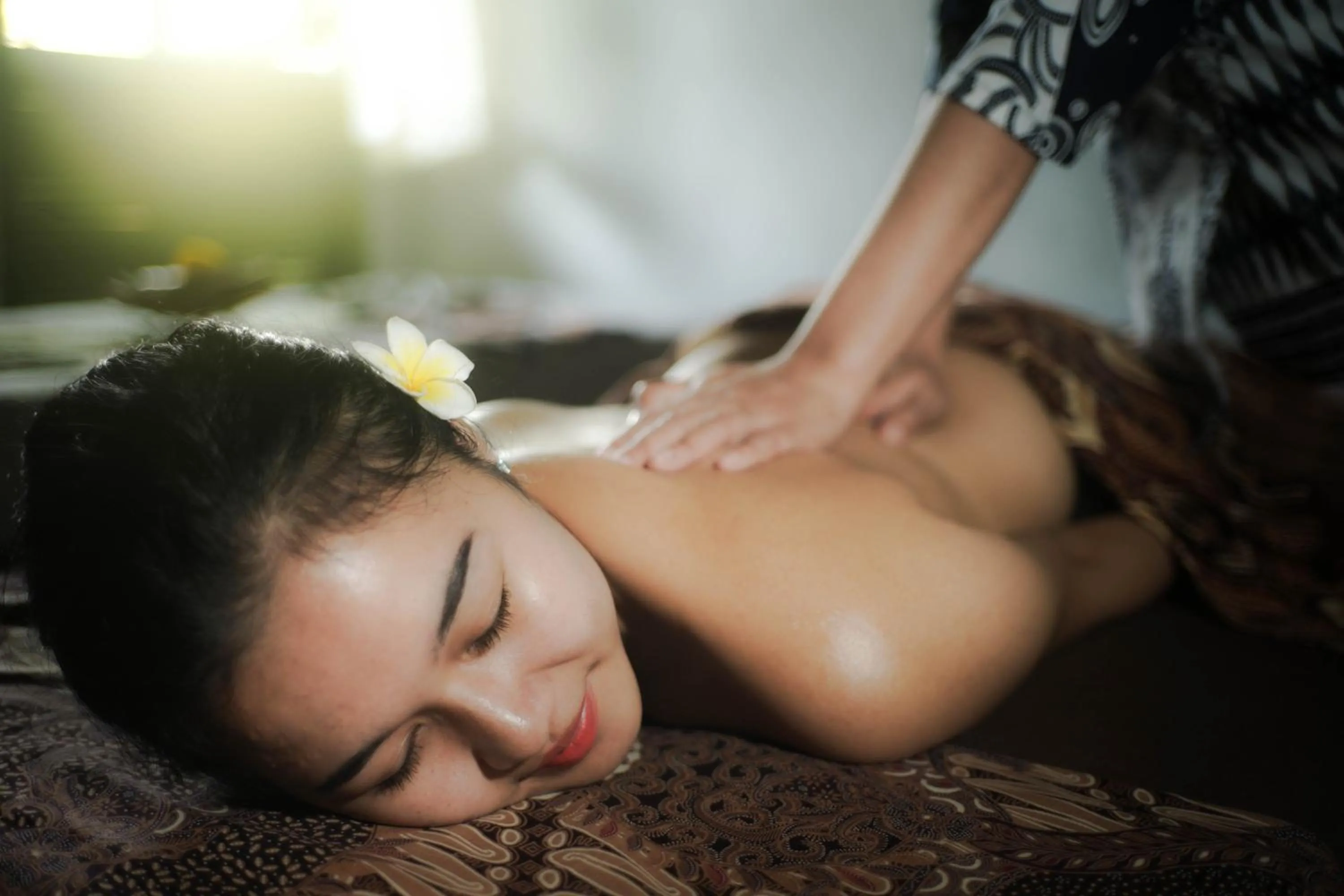 Massage in Arya Arkananta Resort & Spa