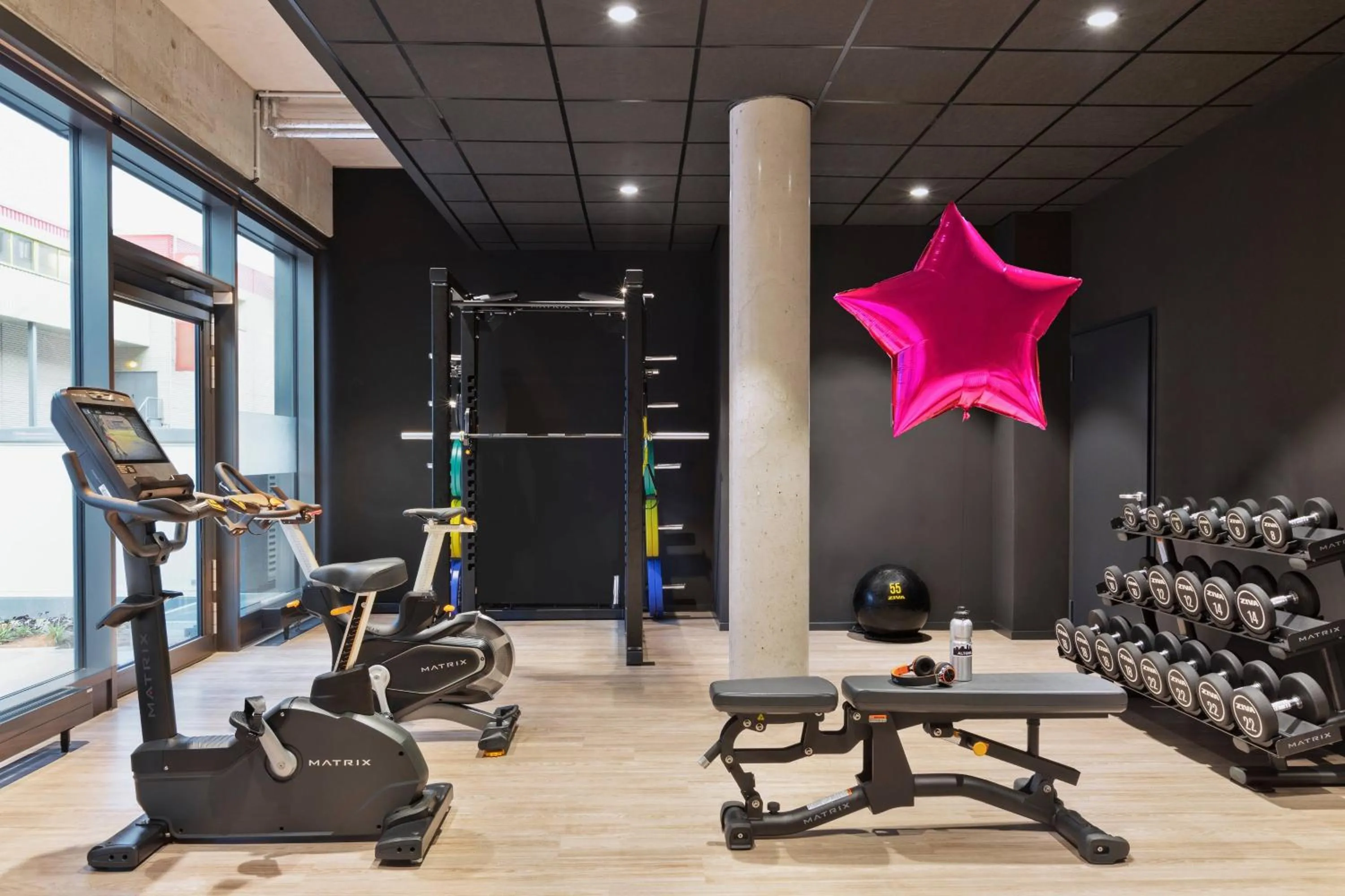 Fitness centre/facilities in Moxy Hamburg Altona