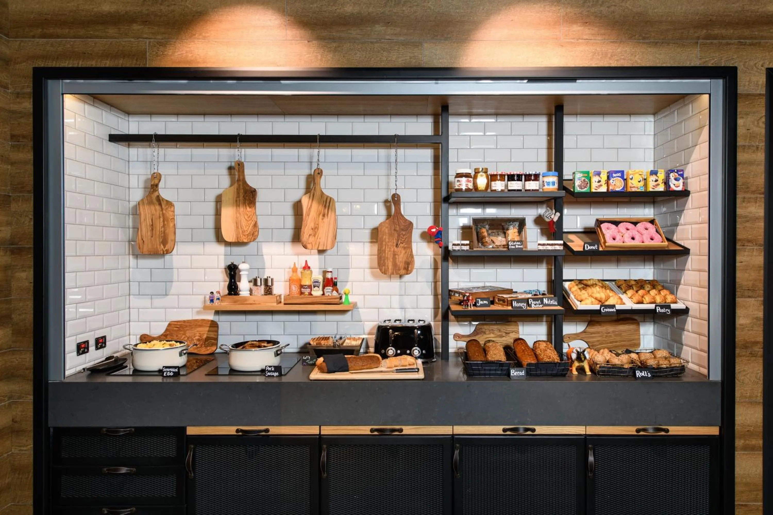 Breakfast in Moxy Stuttgart Feuerbach