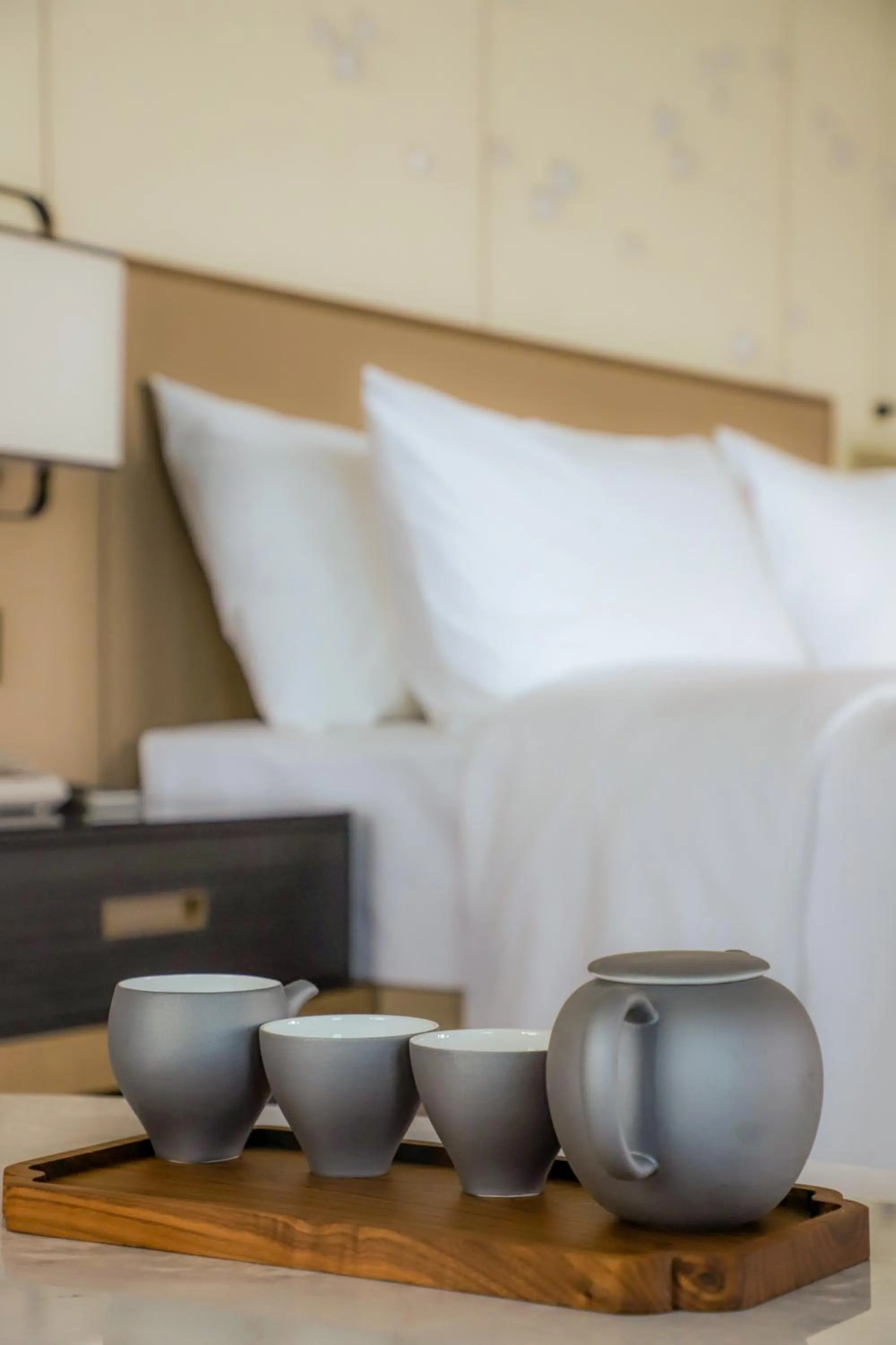 Coffee/tea facilities, Bed in Yancheng Marriott Hotel