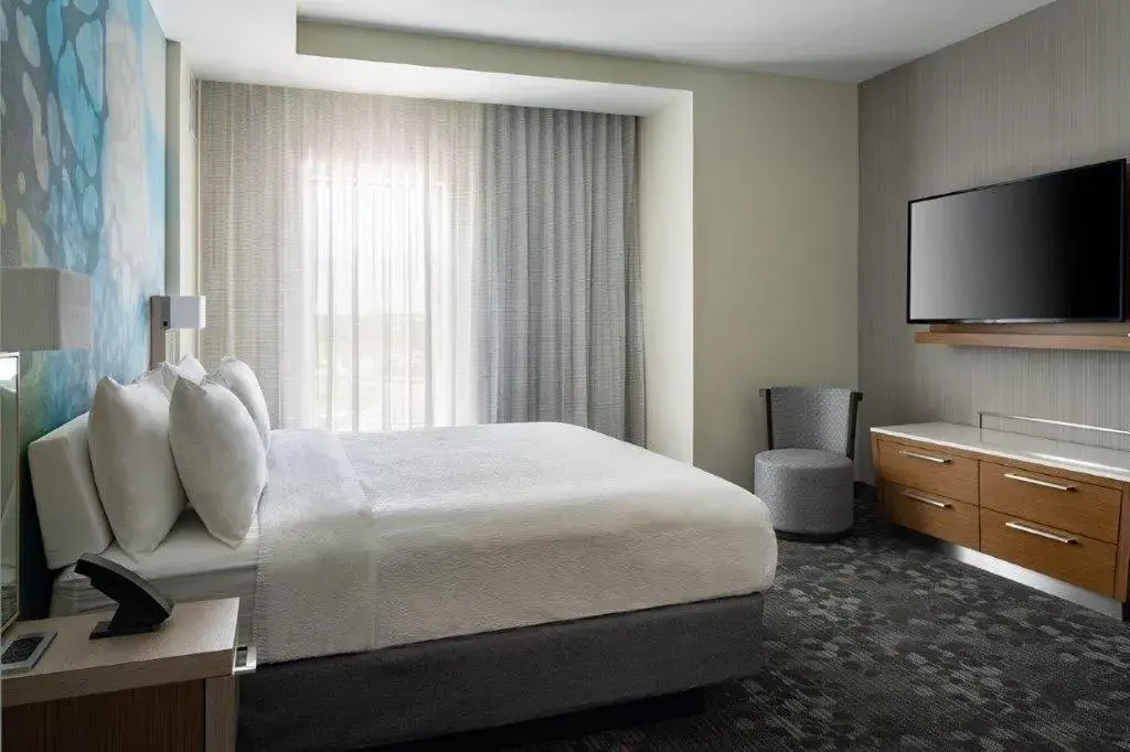 King Room with Sofa Bed in Courtyard by Marriott Port St. Lucie Tradition King Room with Sofa Bed in Courtyard by Marriott Port St. Lucie Tradition