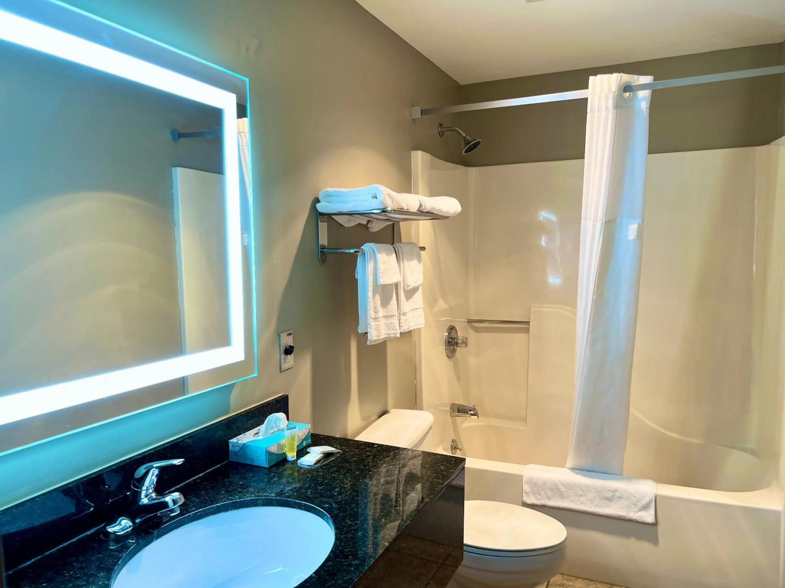 Bathroom in Super 8 by Wyndham St. Clair MO