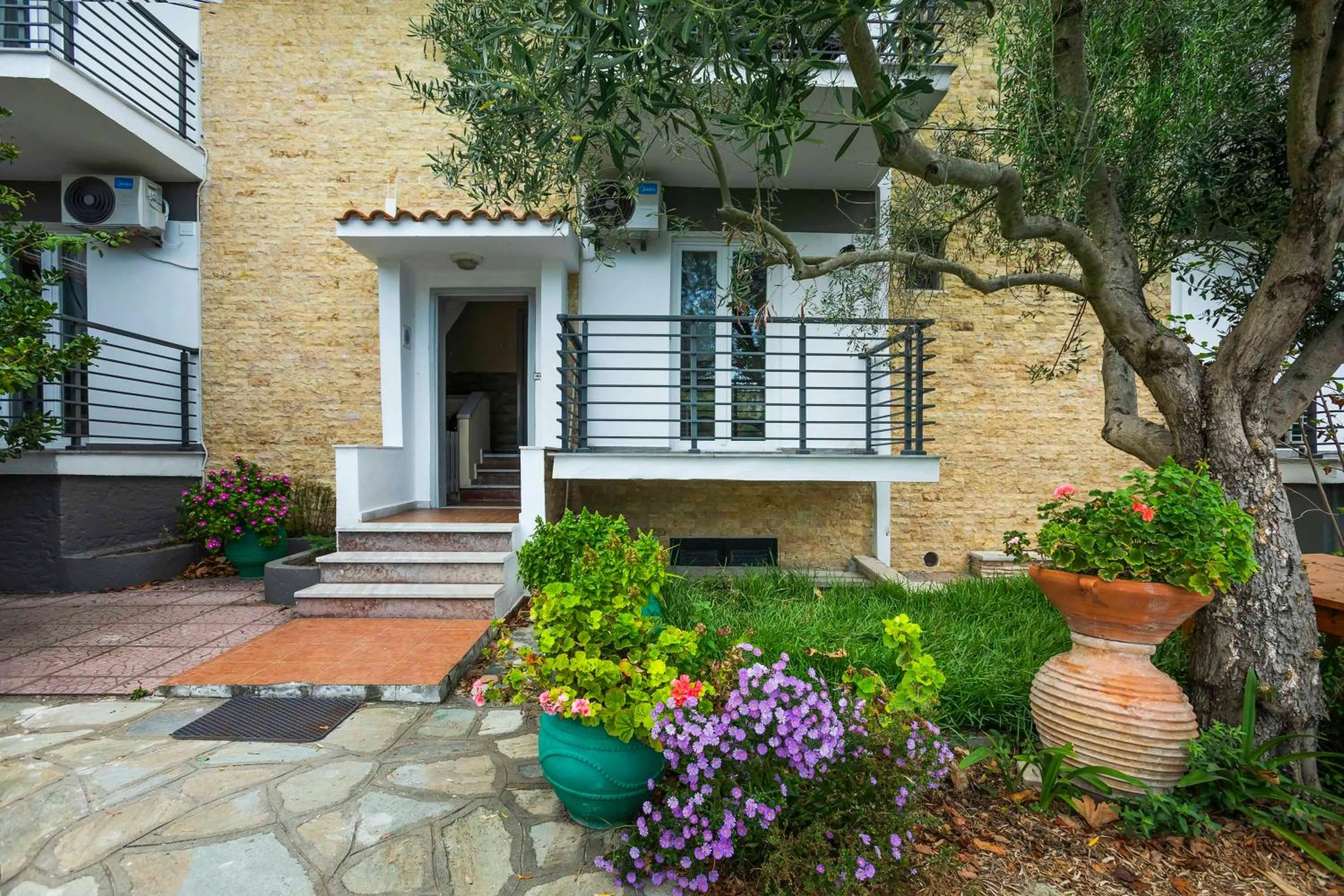 Property building in NewStory Suites Possidi