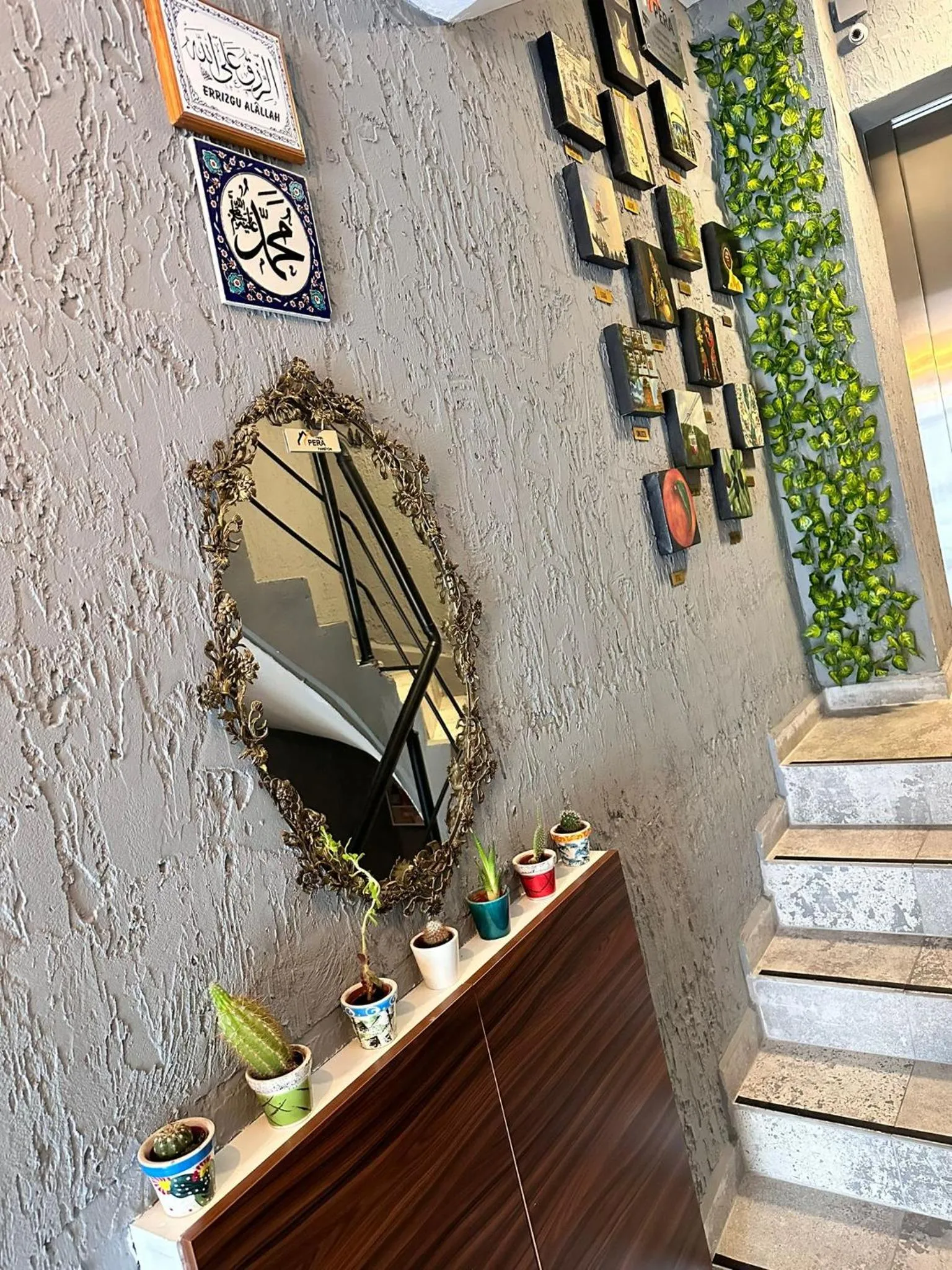 Facade/entrance in Pera Pansiyon