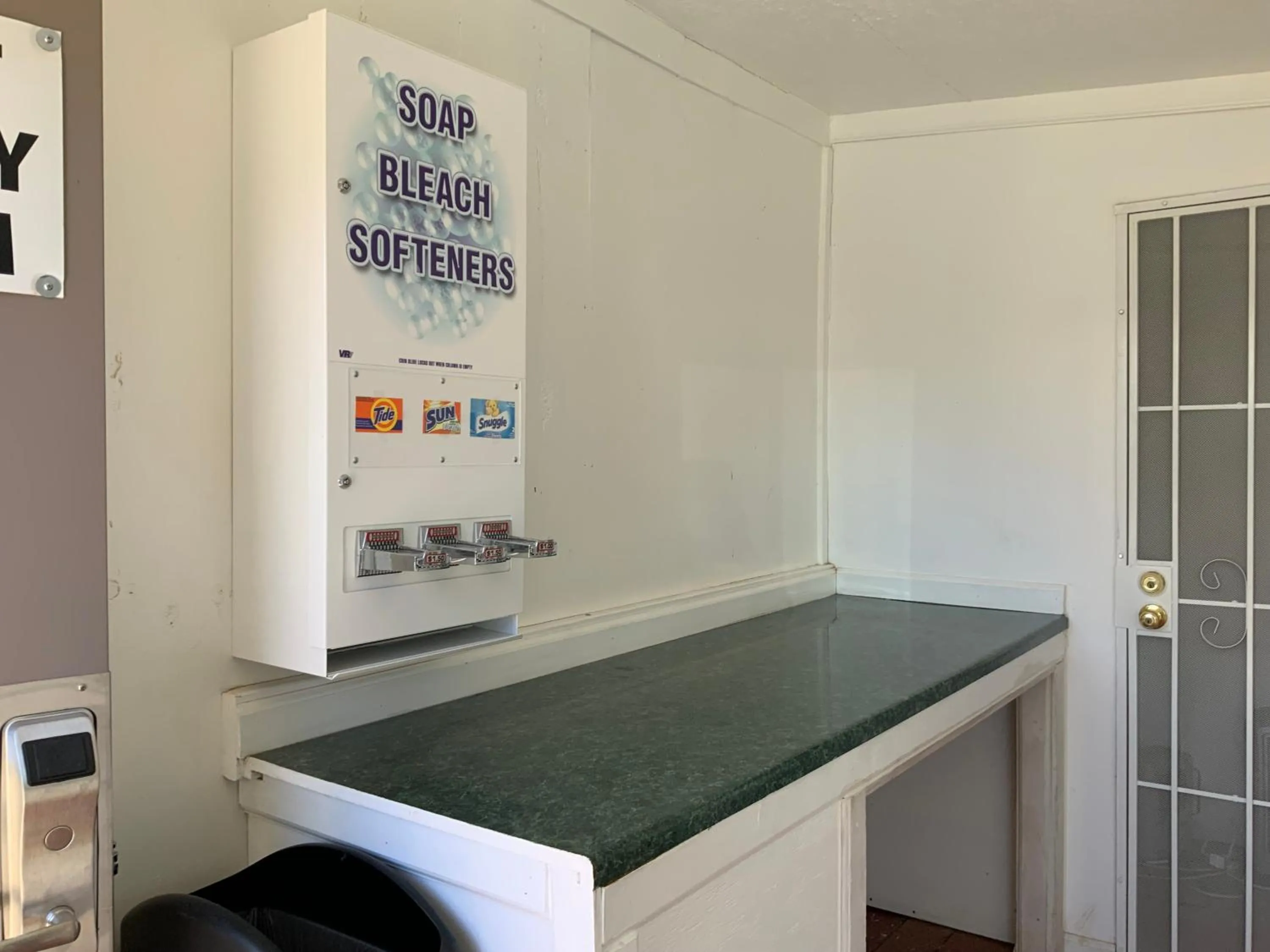 laundry in Value Lodge