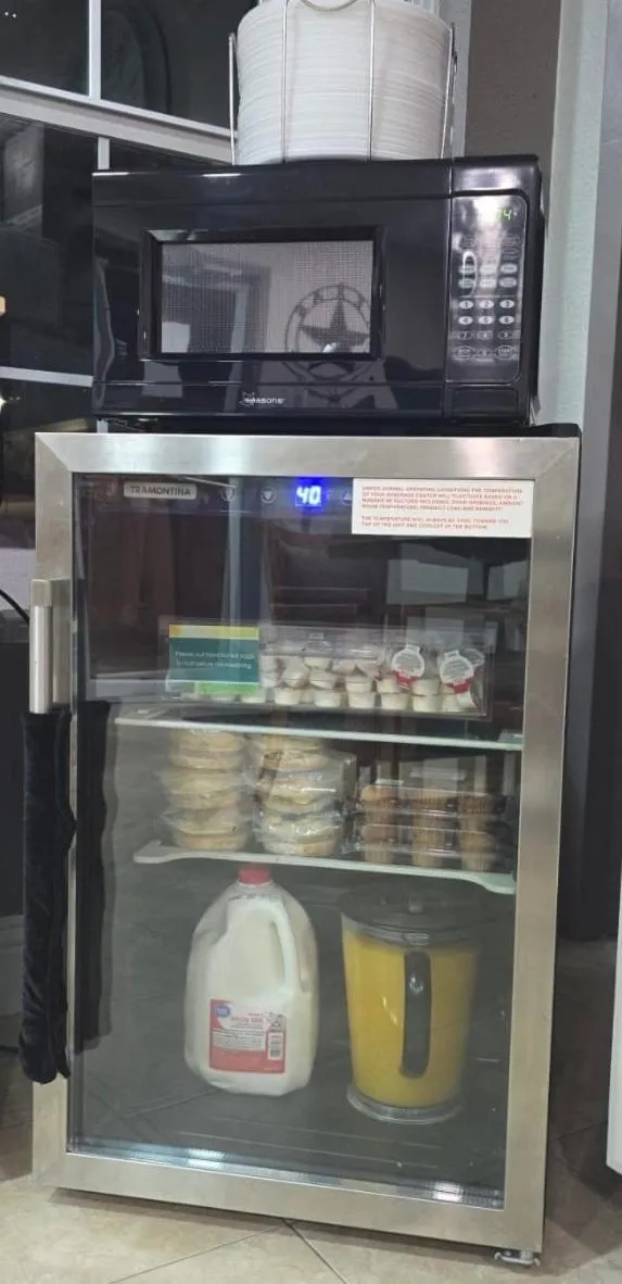 Breakfast in Value Lodge