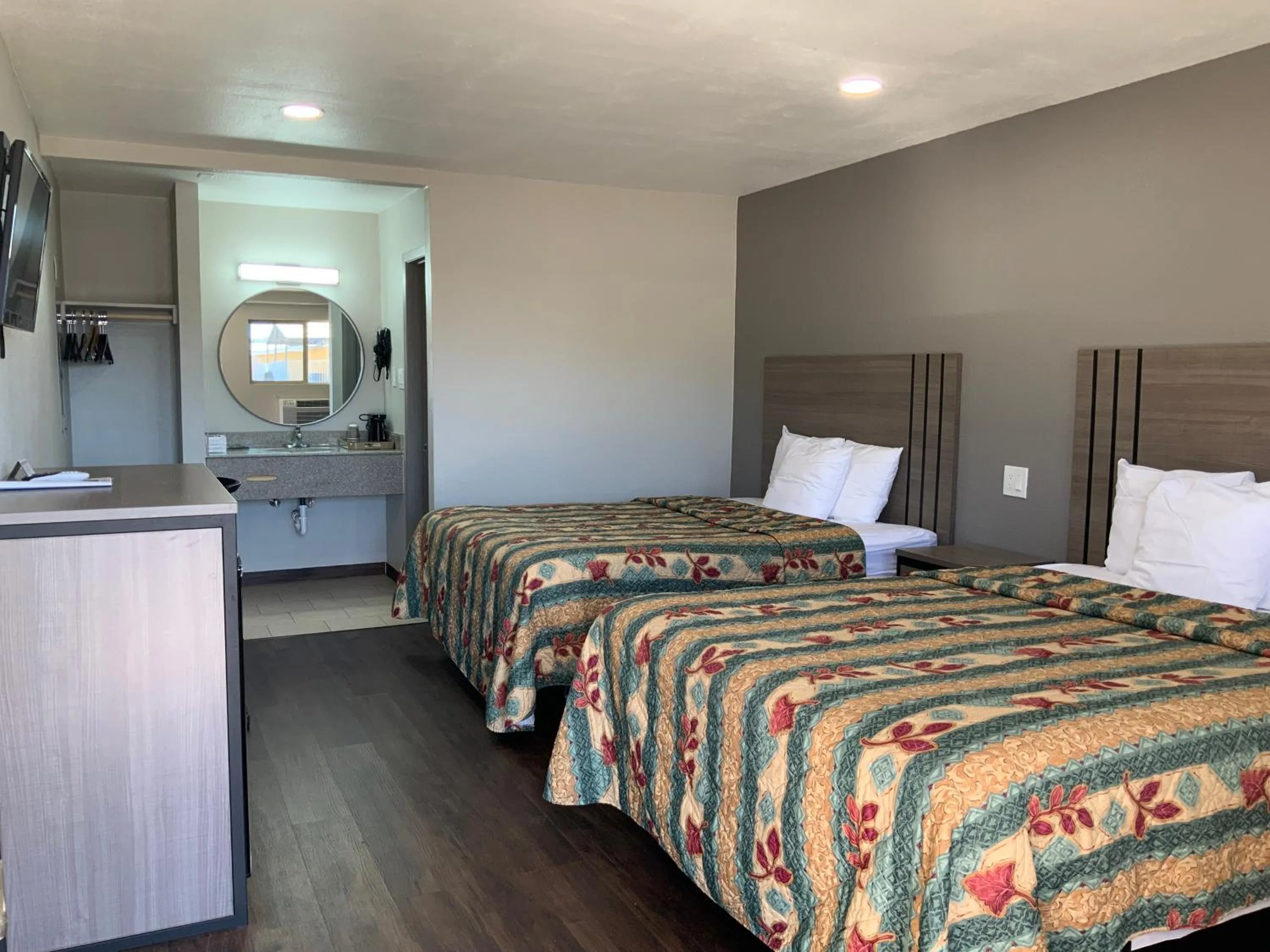 Photo of the whole room, Bed in Value Lodge