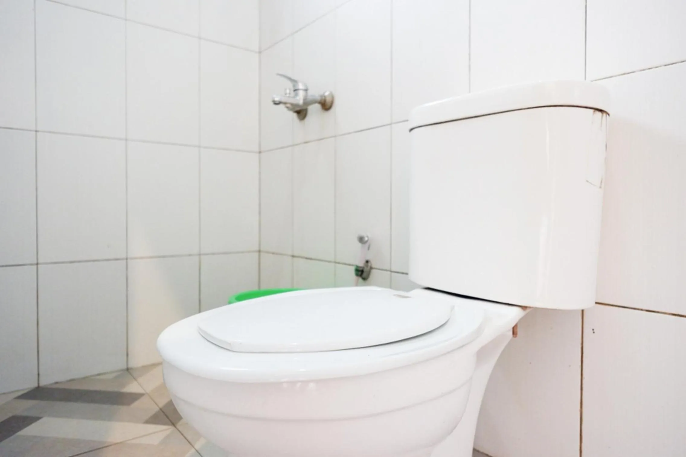 Bathroom in RedDoorz near Candi Cetho Karanganyar