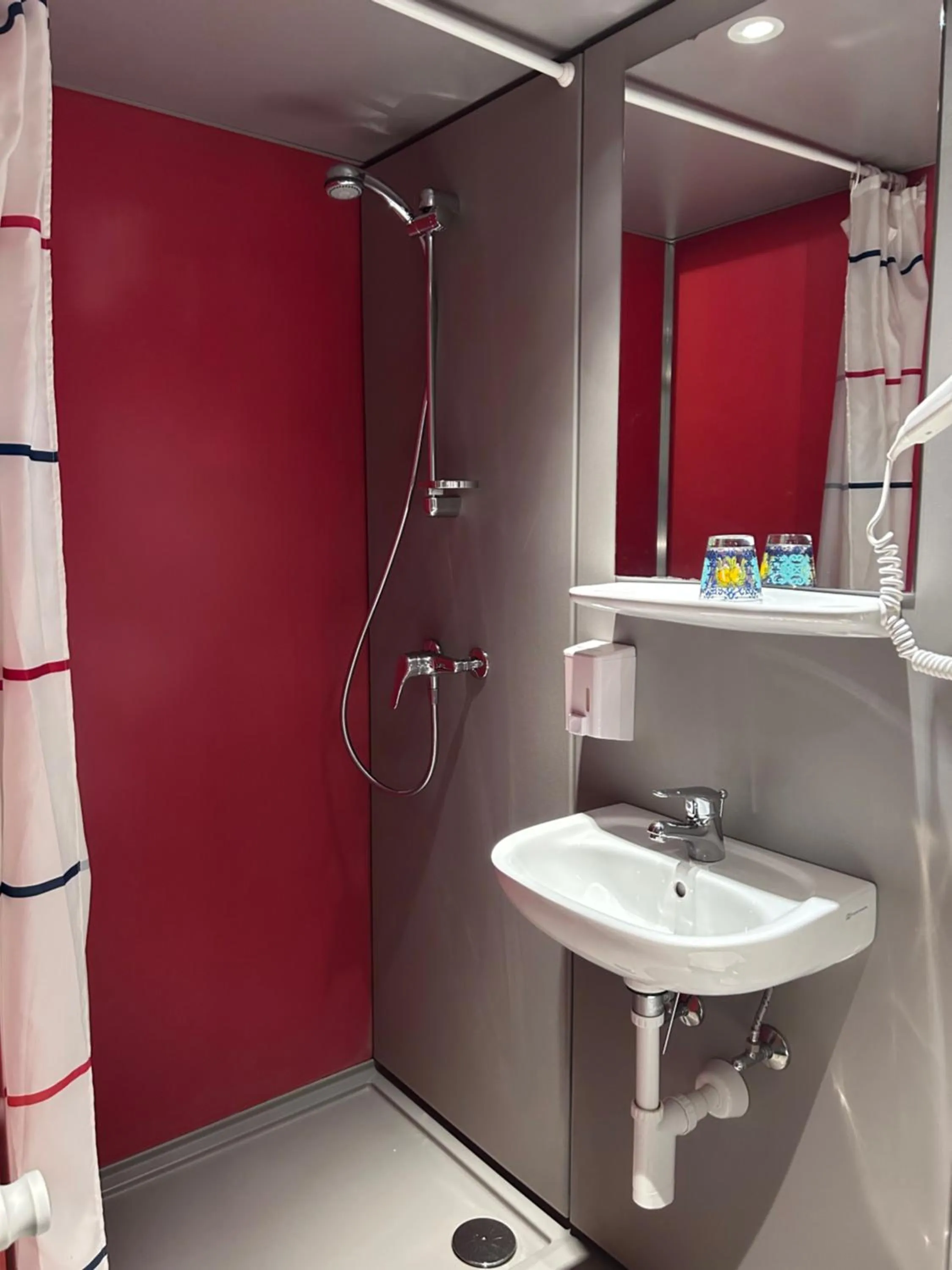 Shower in Pension Stadthalle