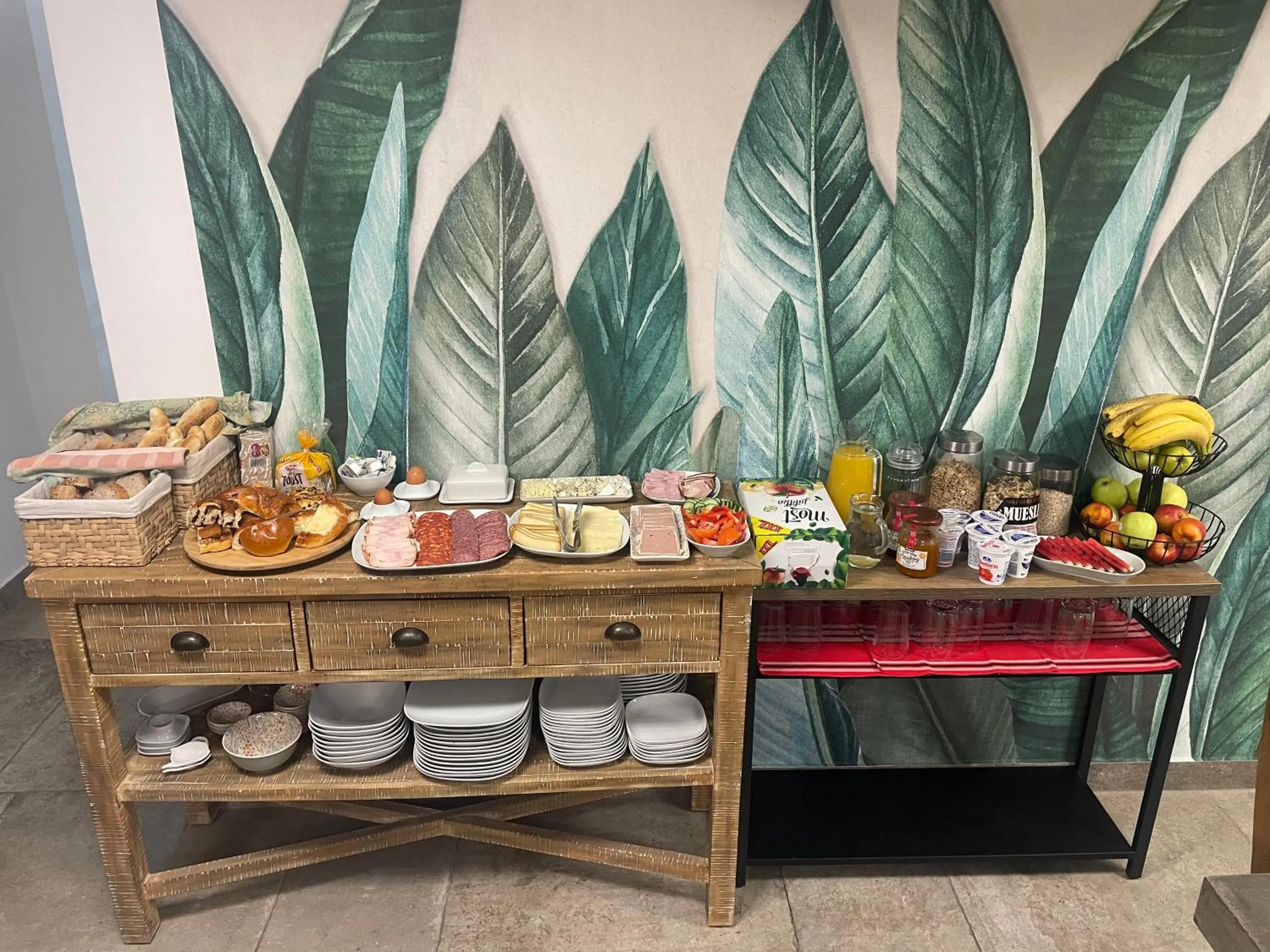 Breakfast in Libušina Villa