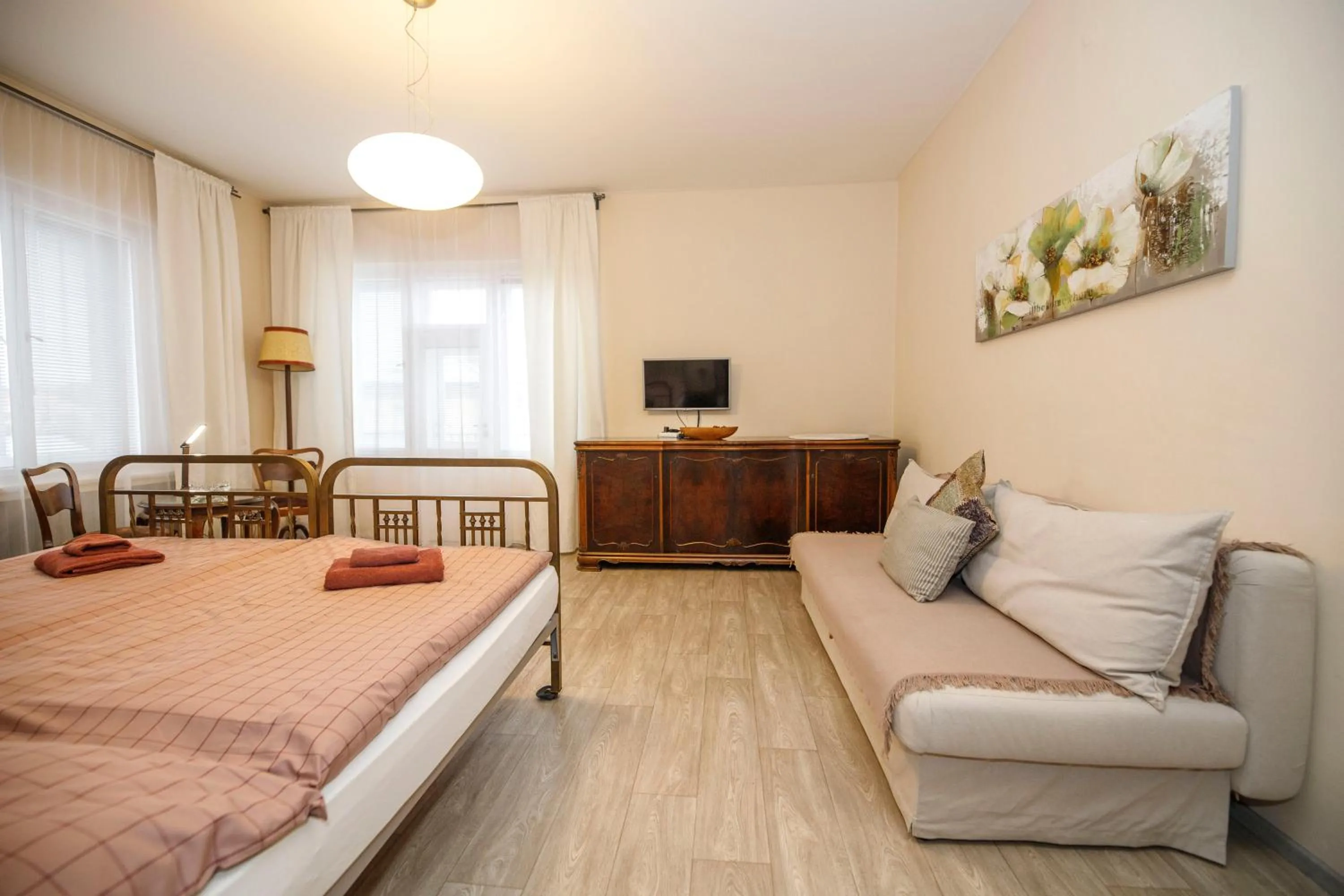 Bed in Libušina Villa
