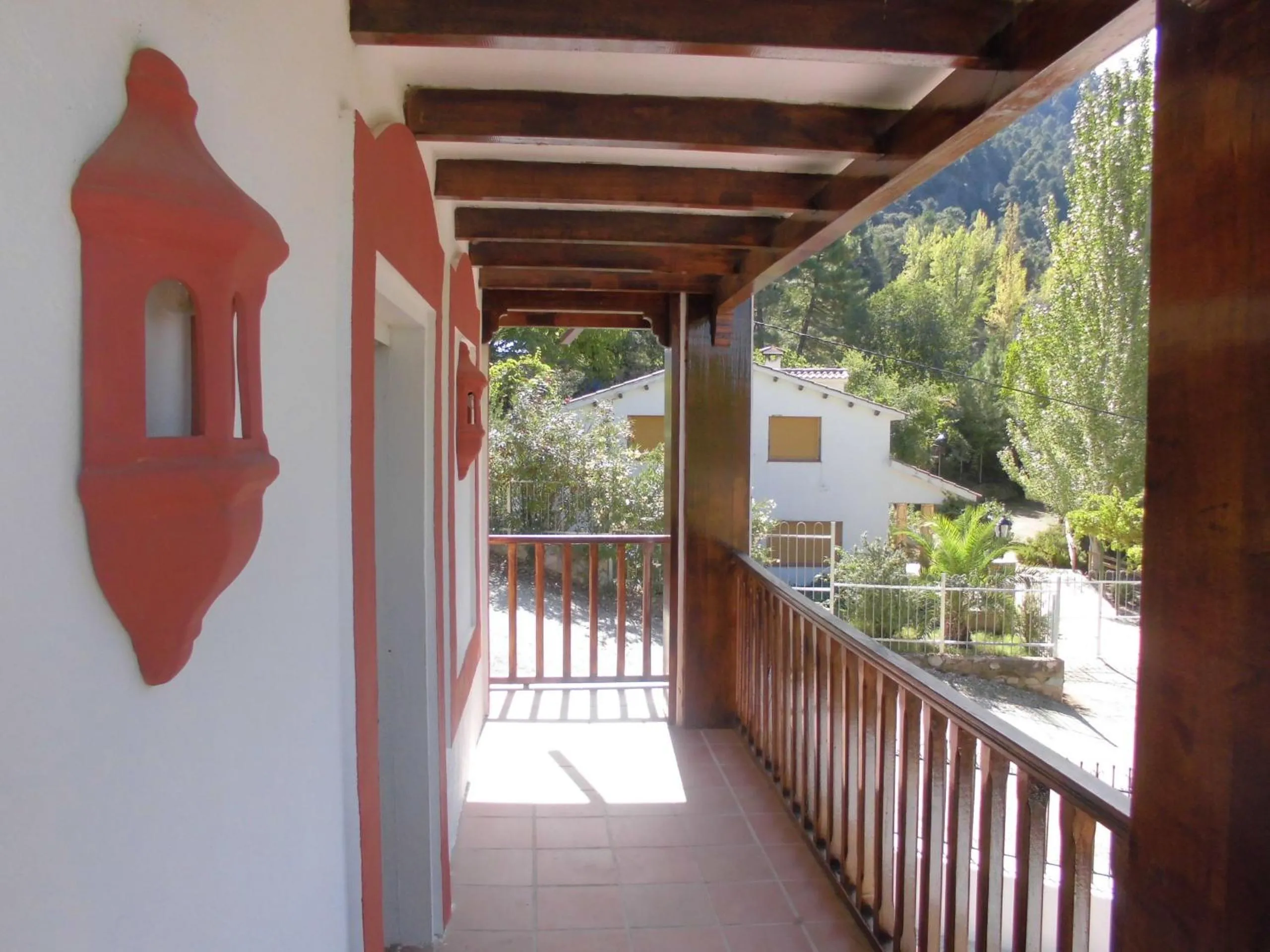 Facade/entrance in Casa Fuente De La Argamasa