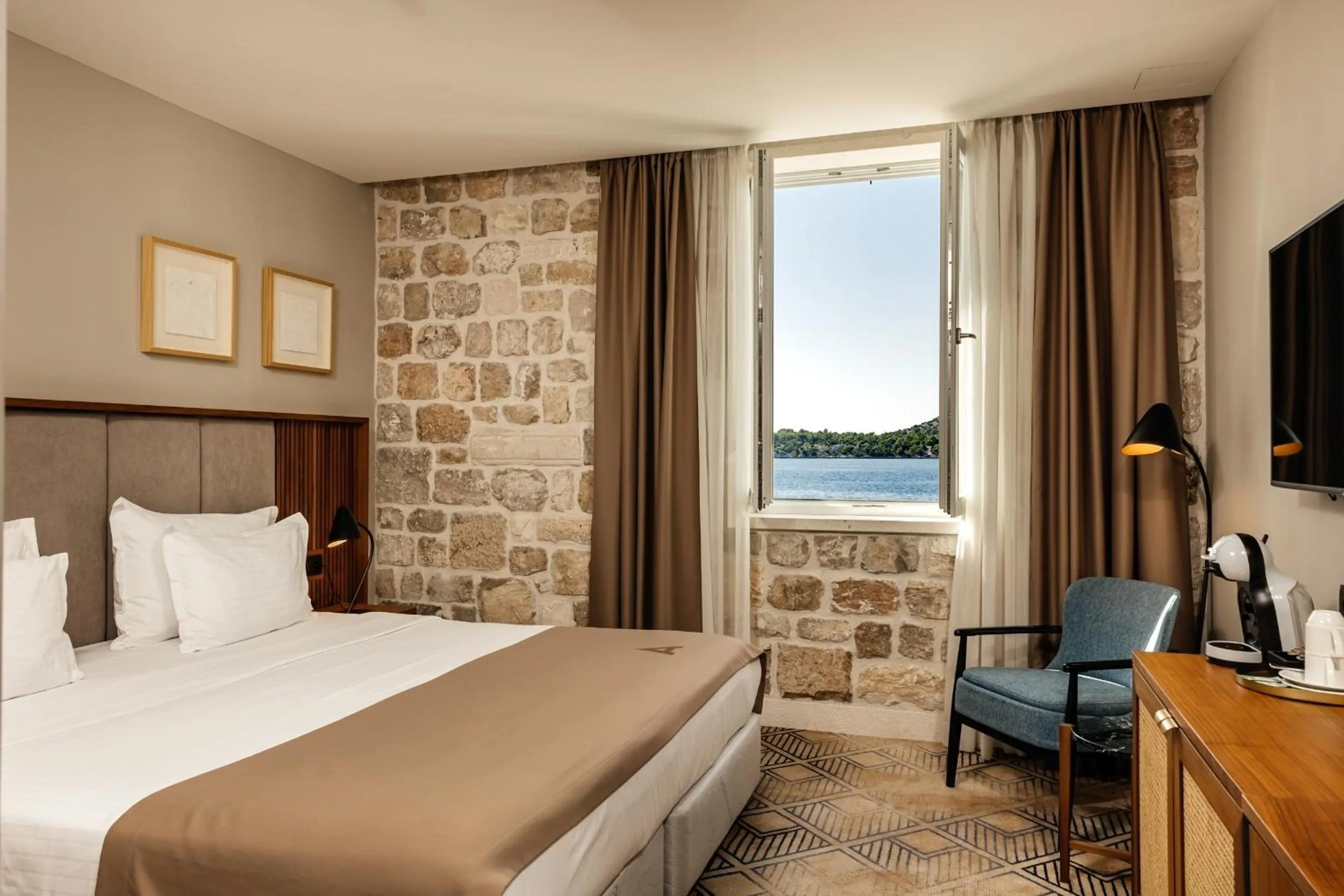 Bed in Armerun Heritage Hotel & Residences