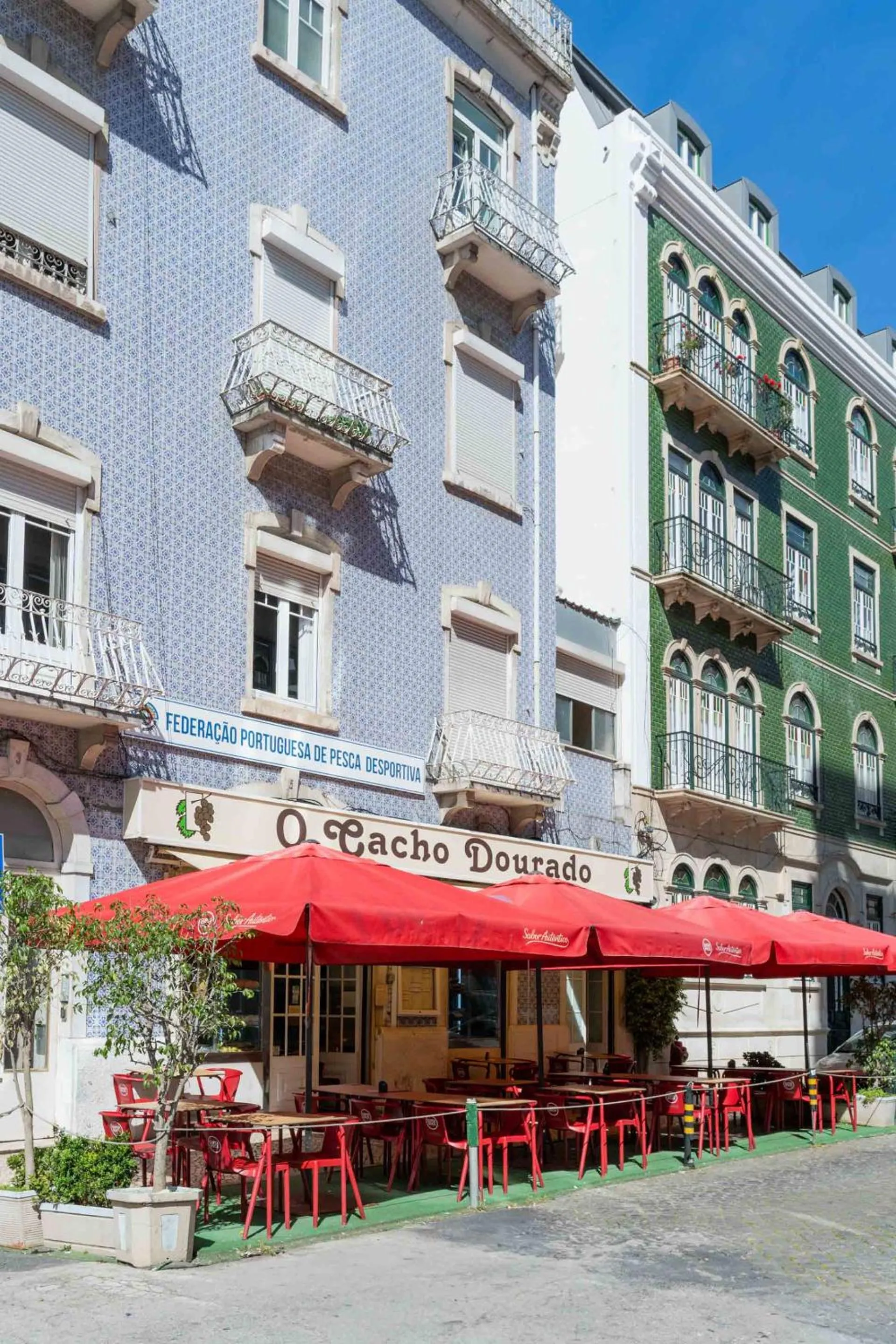 Neighbourhood in Limehome Lisbon Rua Eça de Queiroz