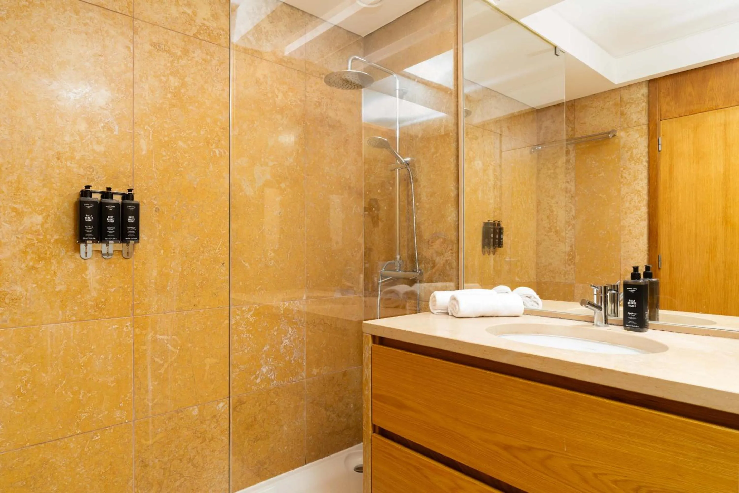 Shower in Limehome Lisbon Rua Eça de Queiroz