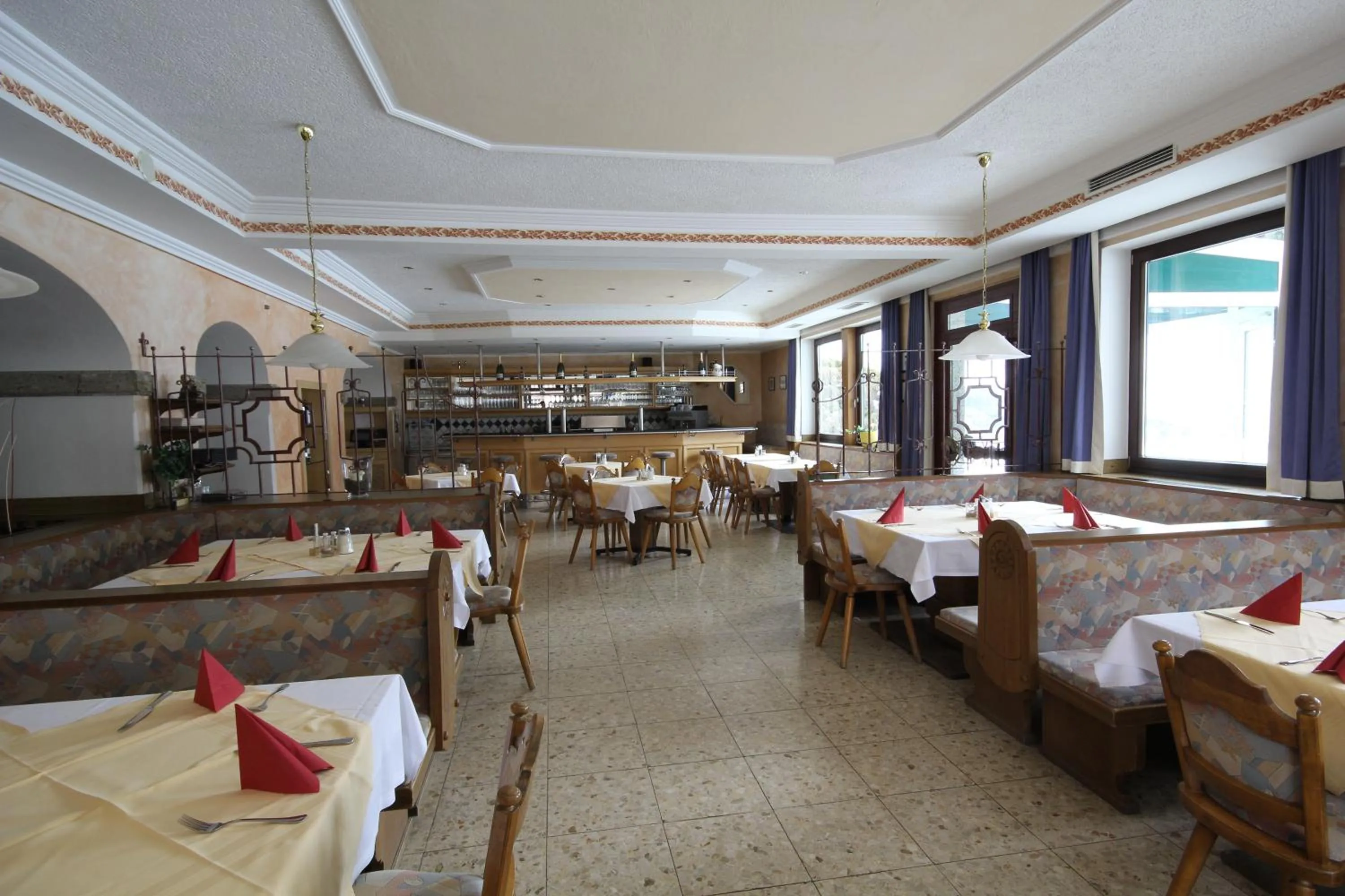 Restaurant/places to eat in Hotel Bärenbachhof - Joker card included in summer
