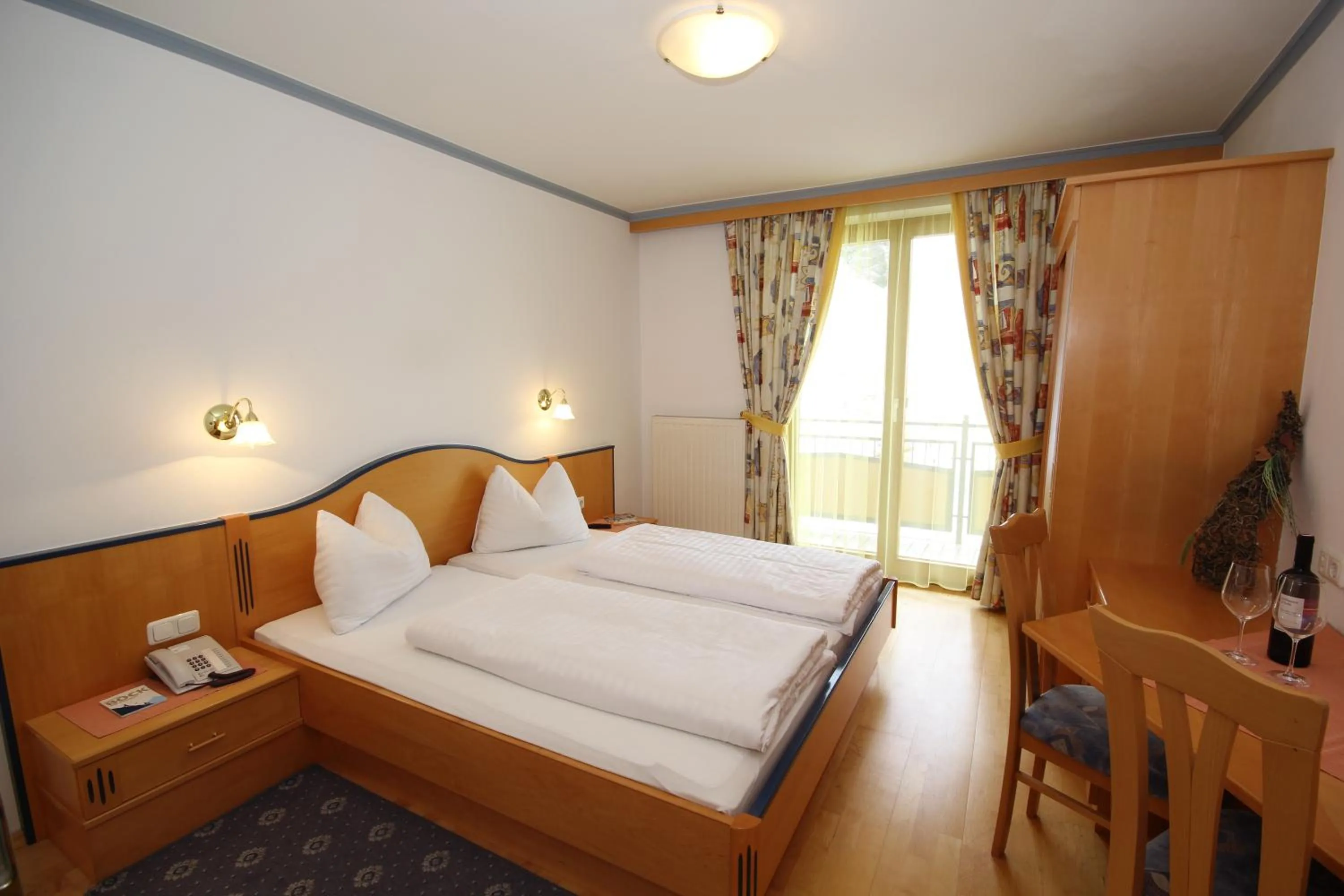 Bed in Hotel Bärenbachhof - Joker card included in summer