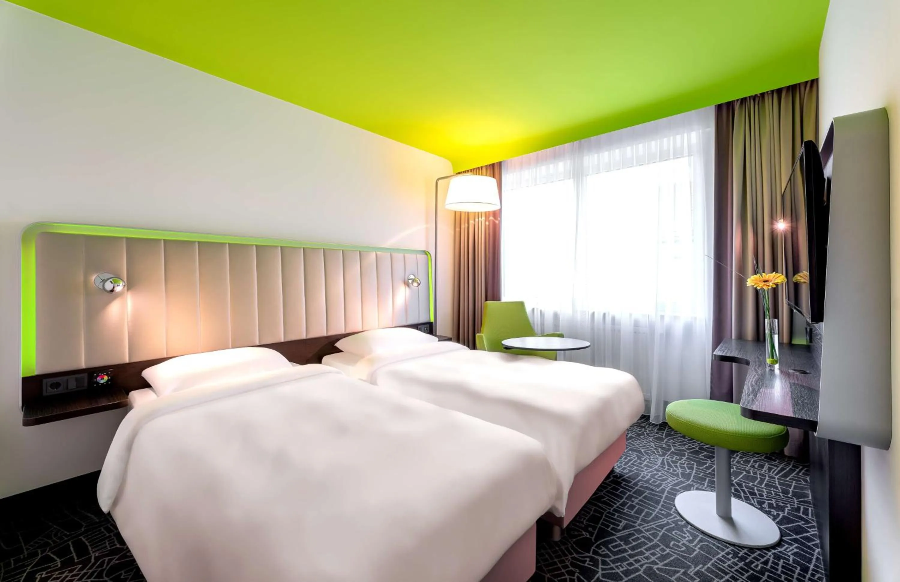 Bedroom, Bed in Park Inn by Radisson Nürnberg