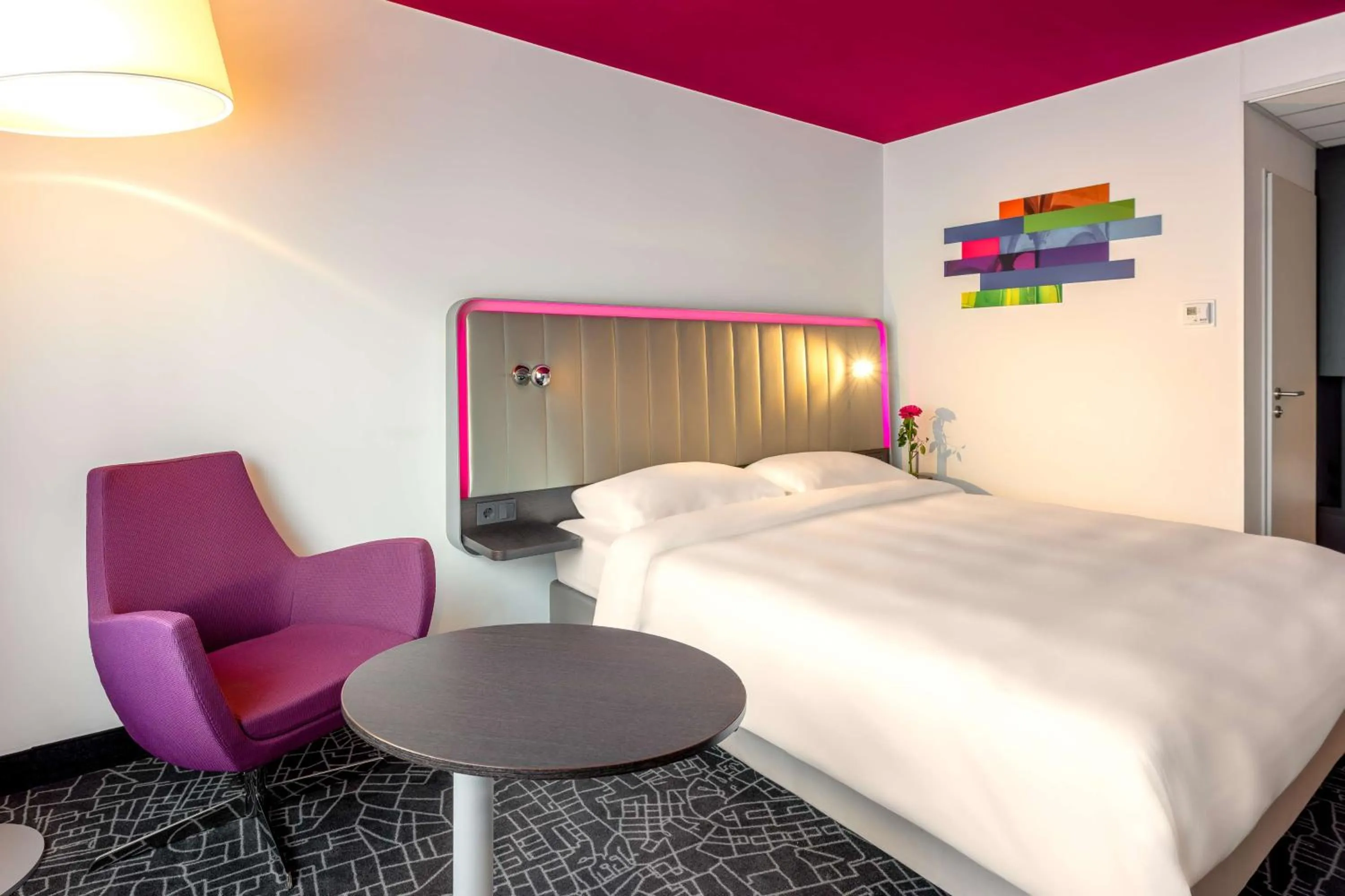 Bedroom, Bed in Park Inn by Radisson Nürnberg