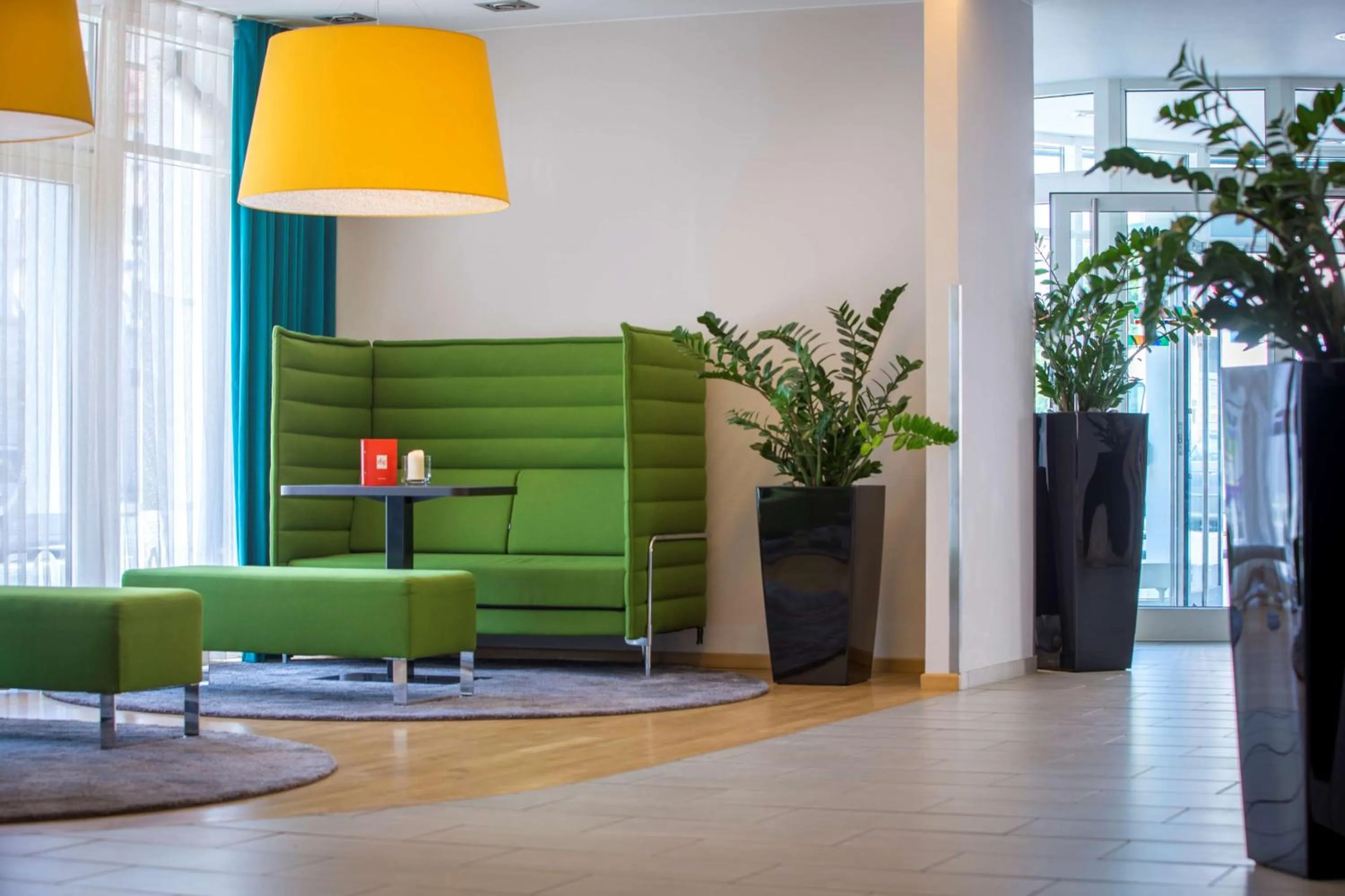 Lobby or reception in Park Inn by Radisson Nürnberg