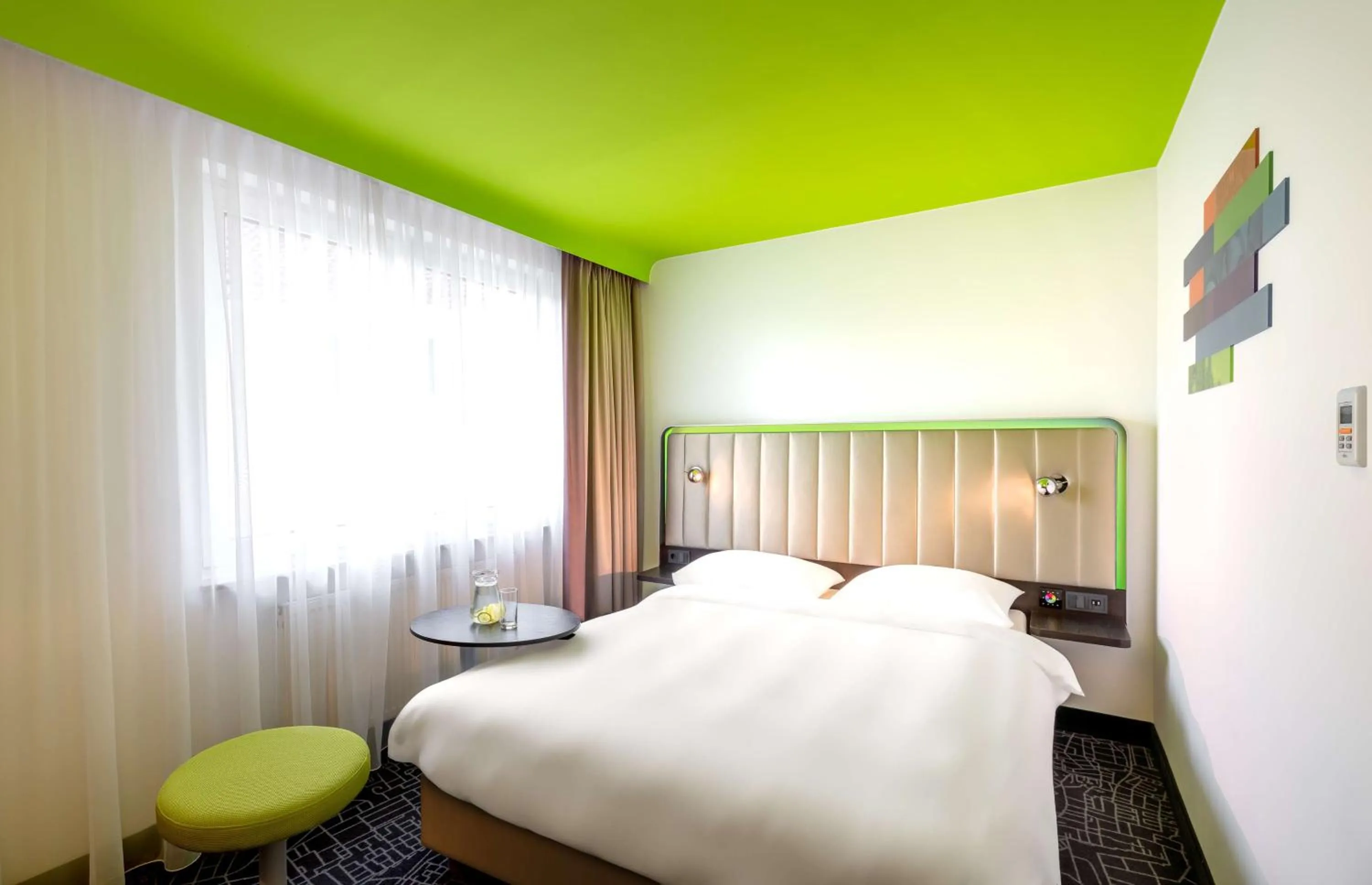 Bedroom, Bed in Park Inn by Radisson Nürnberg