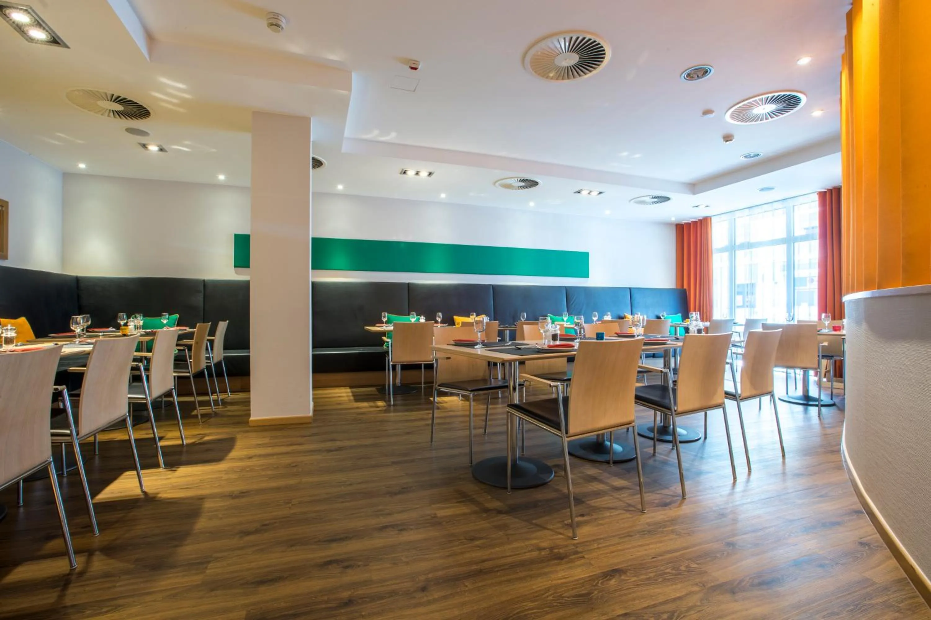 Restaurant/places to eat in Park Inn by Radisson Nürnberg