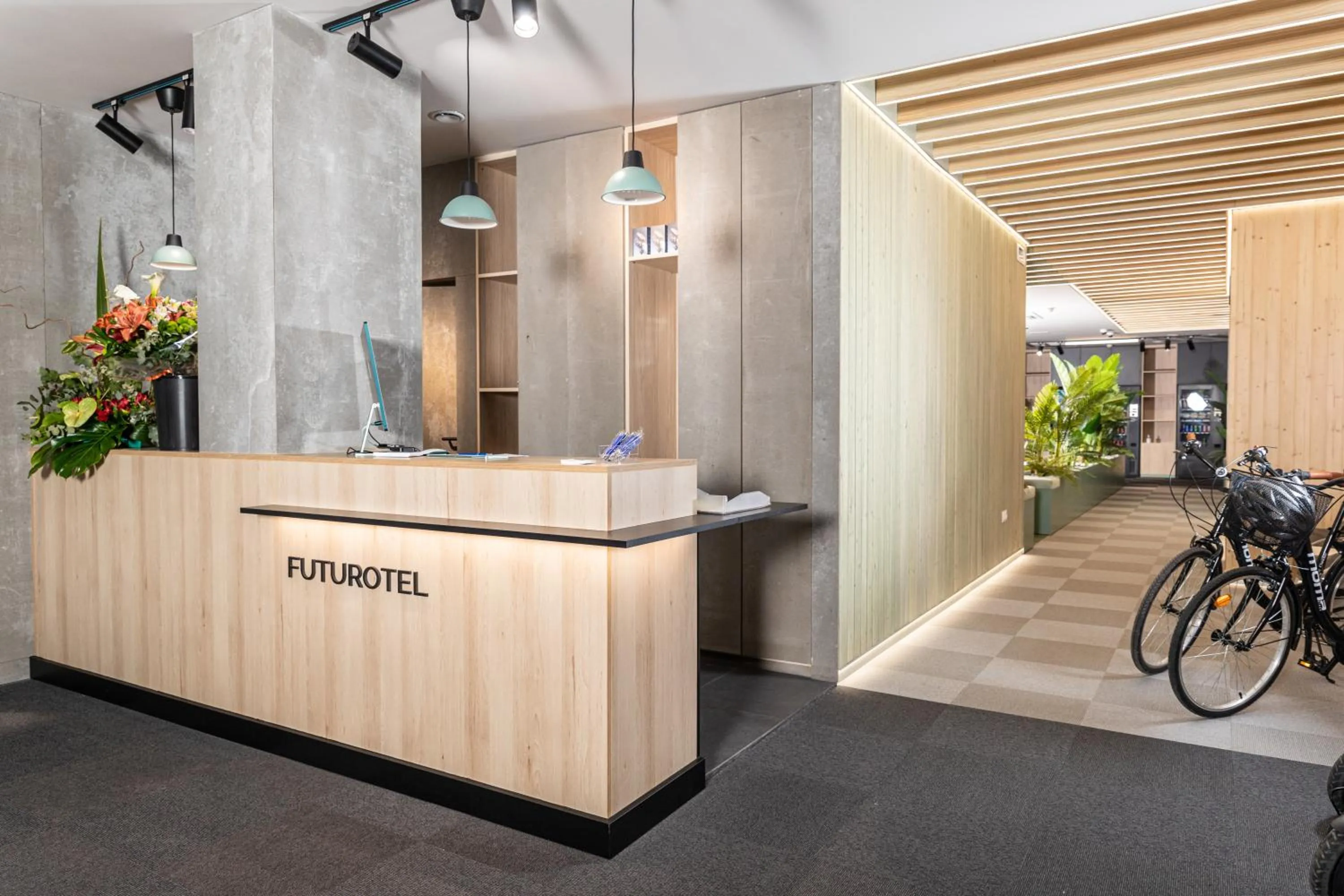 On-site shops in Futurotel Malagueta Beach