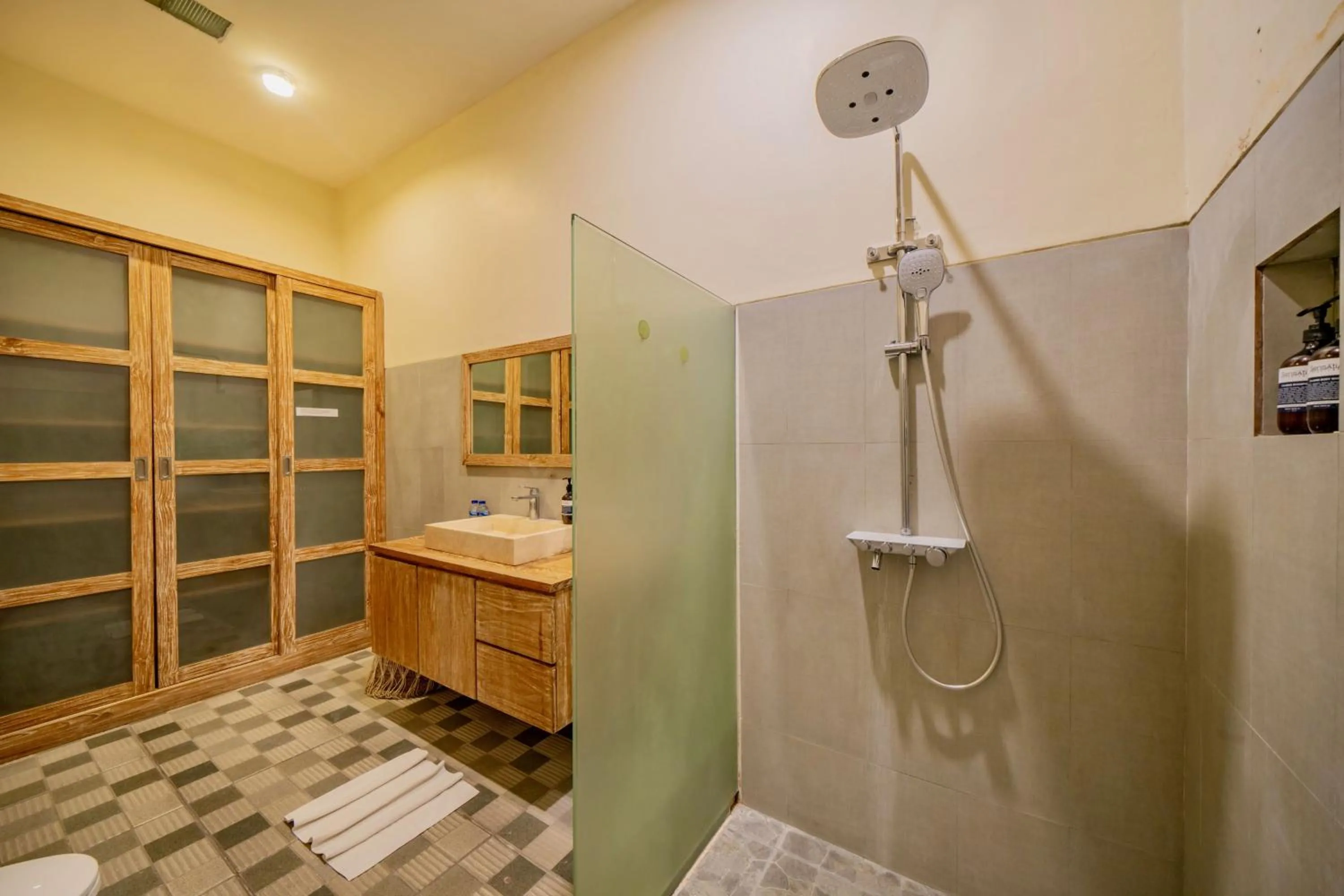 Shower in Villa Paradise Seminyak