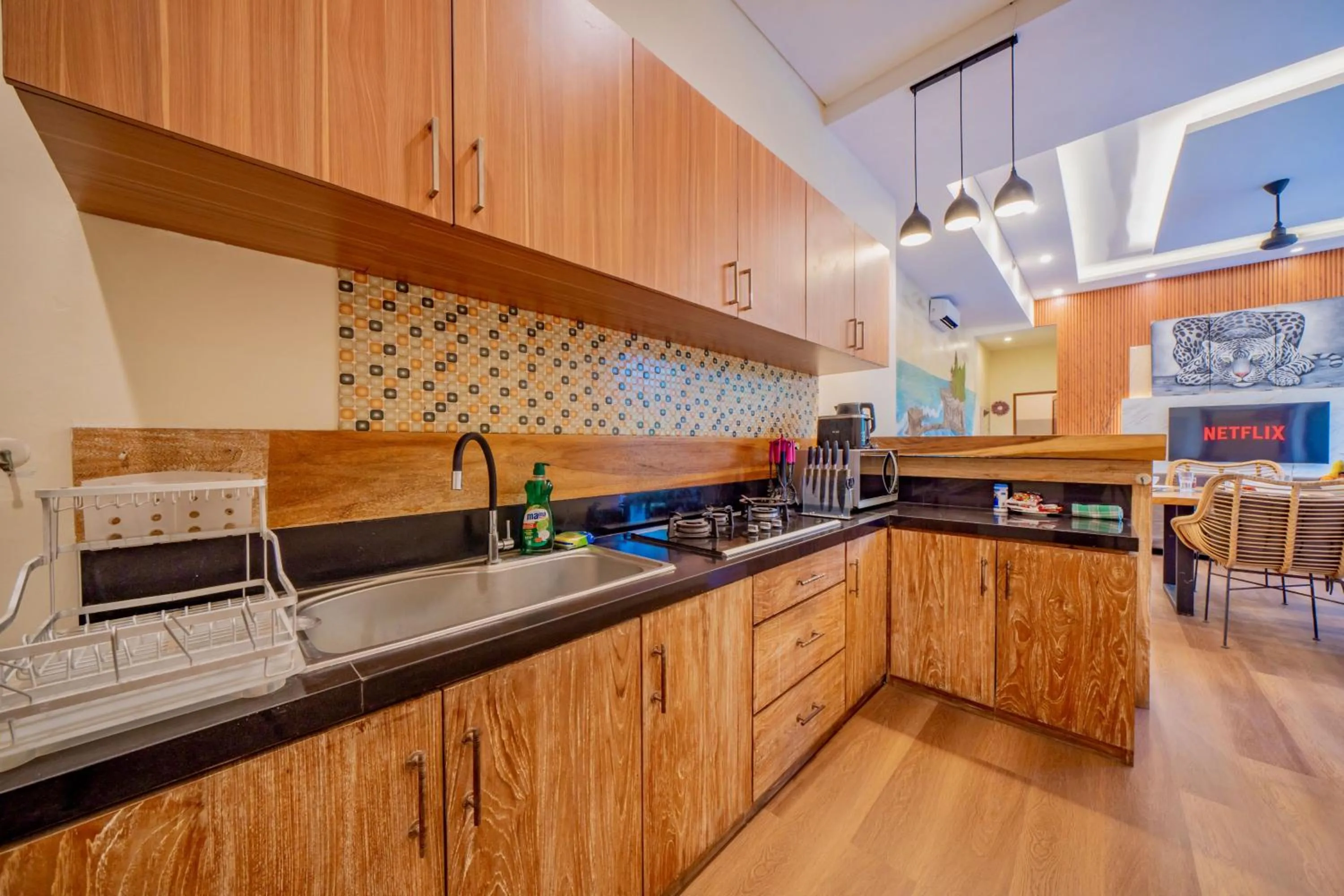Kitchen or kitchenette in Villa Paradise Seminyak