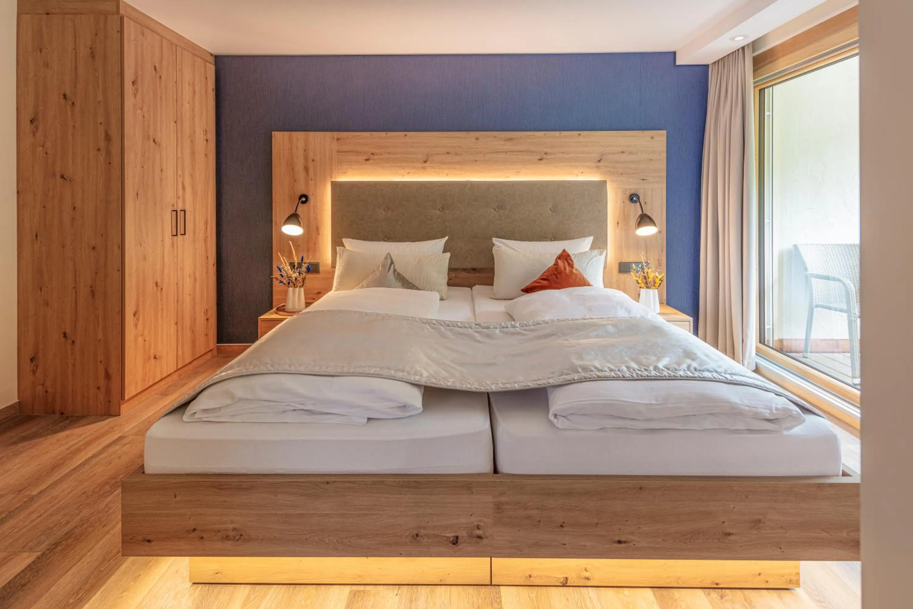 Bedroom, Bed in Hotel Langenwaldsee