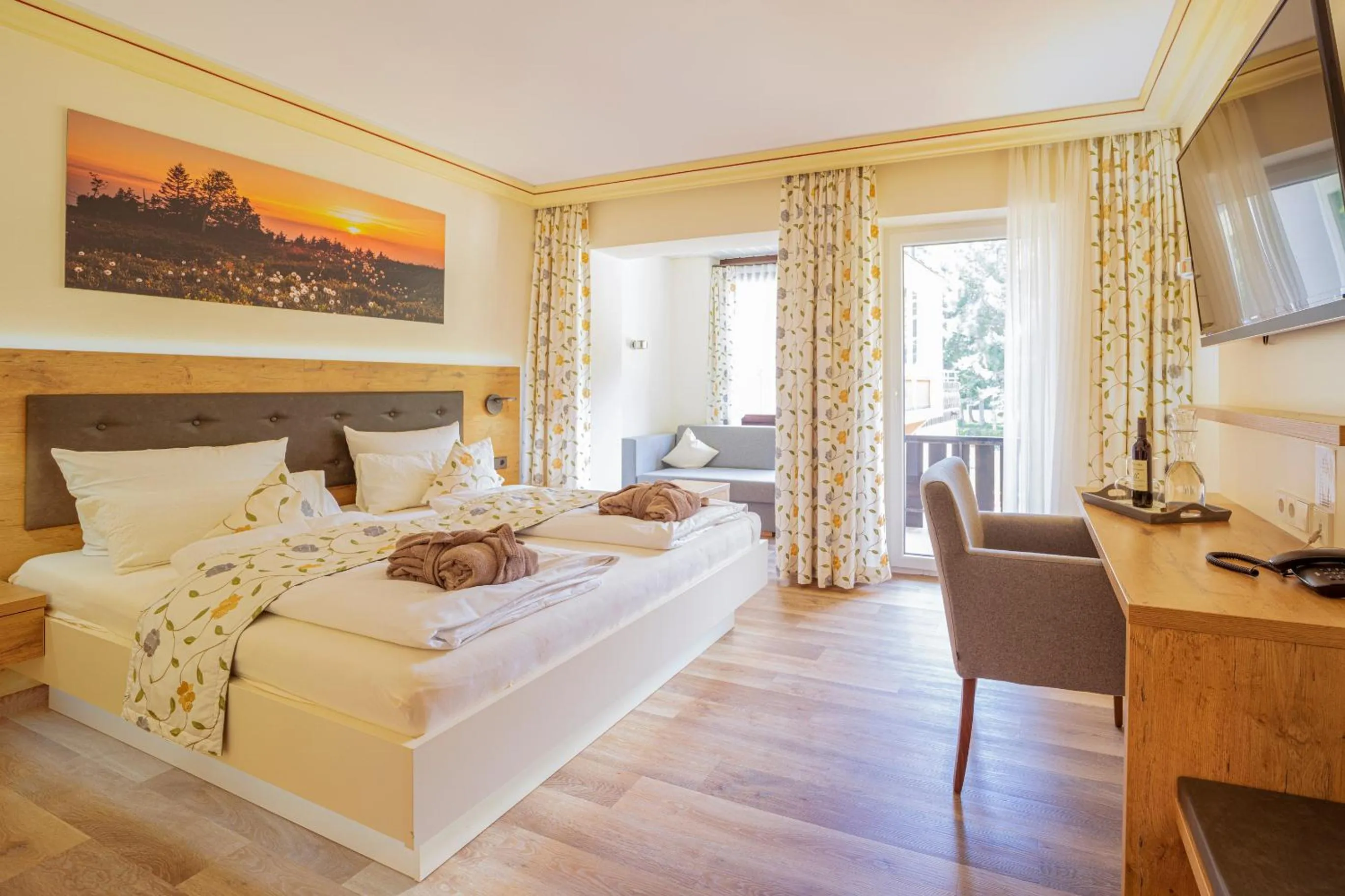 Photo of the whole room, Bed in Hotel Langenwaldsee