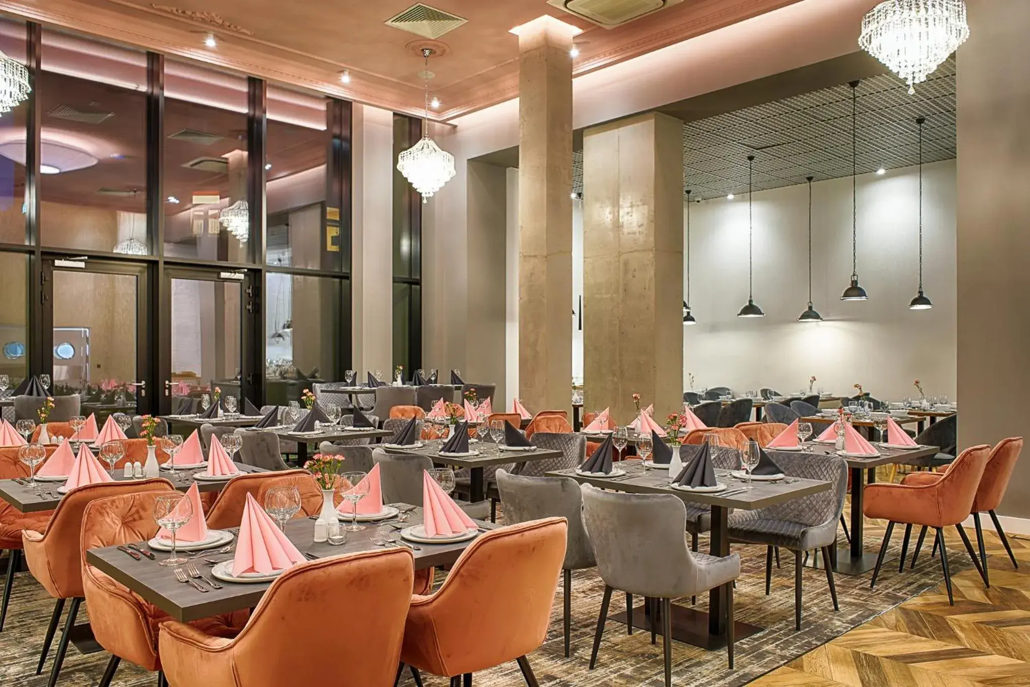 Restaurant/places to eat in Grand Focus Hotel Szczecin Restaurant/places to eat in Grand Focus Hotel Szczecin