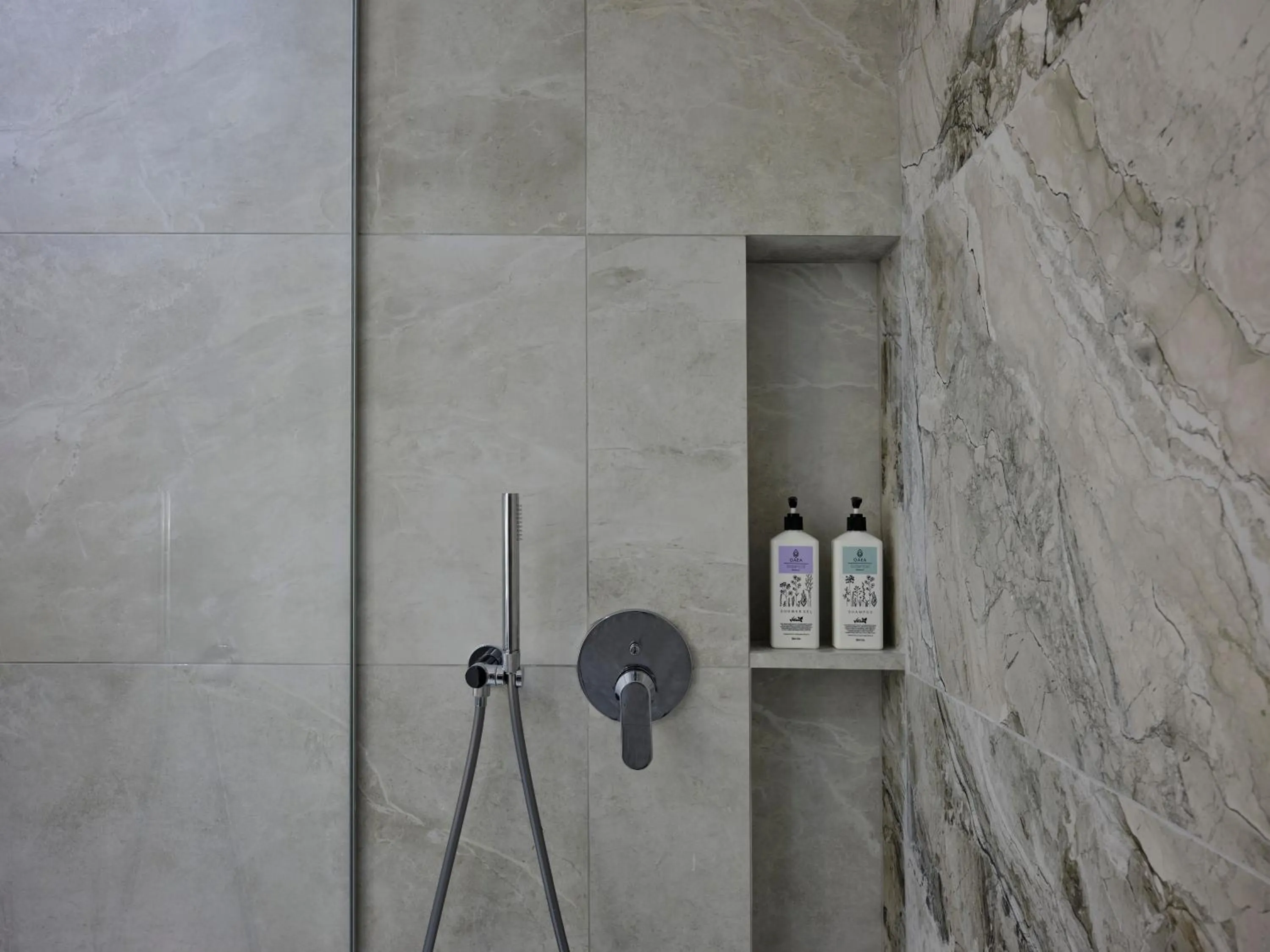 Shower in Atlantica Sea Breeze, Adults Only