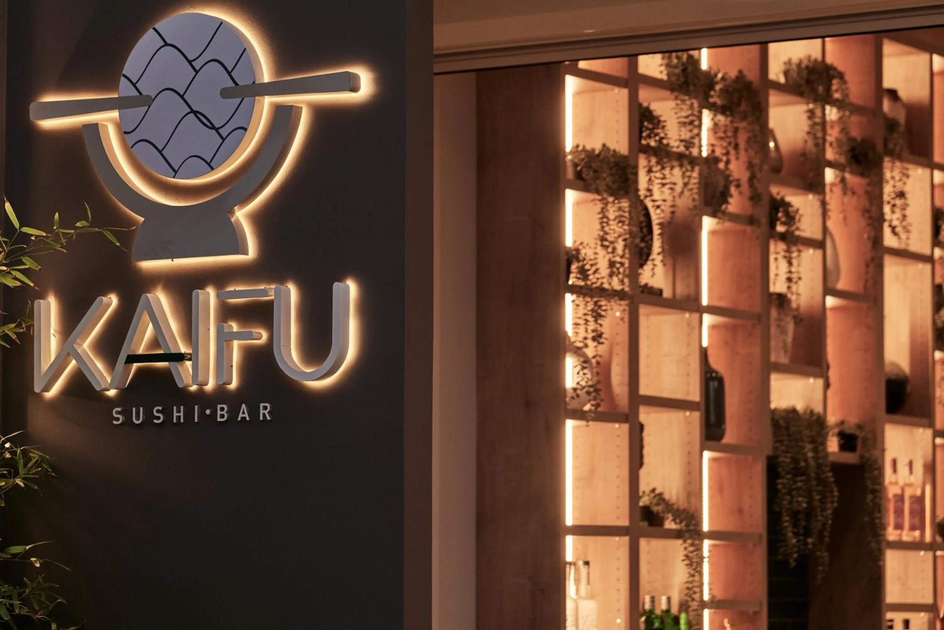 Restaurant/places to eat in Atlantica Sea Breeze, Adults Only