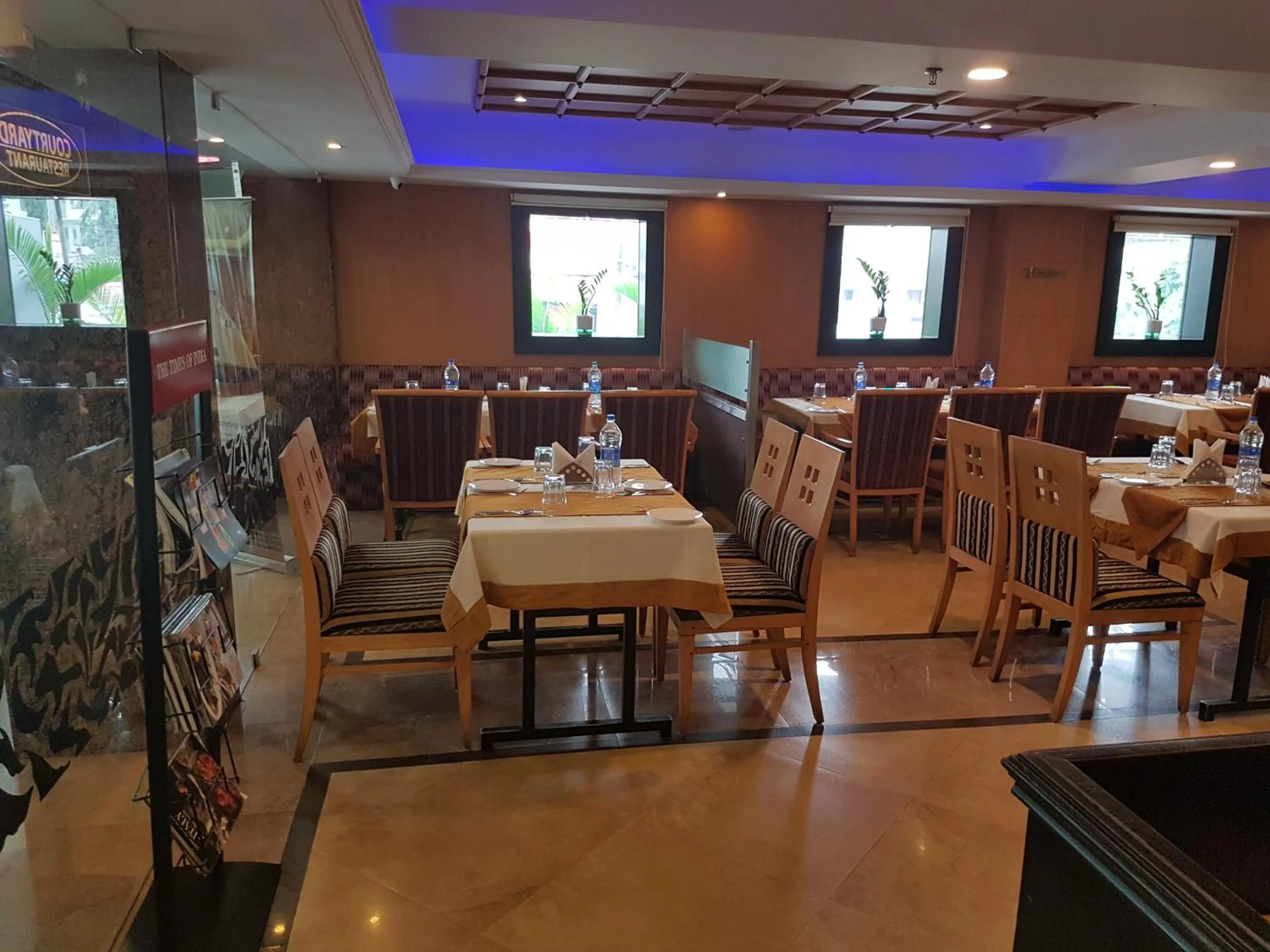 Restaurant/places to eat in The Classik Fort