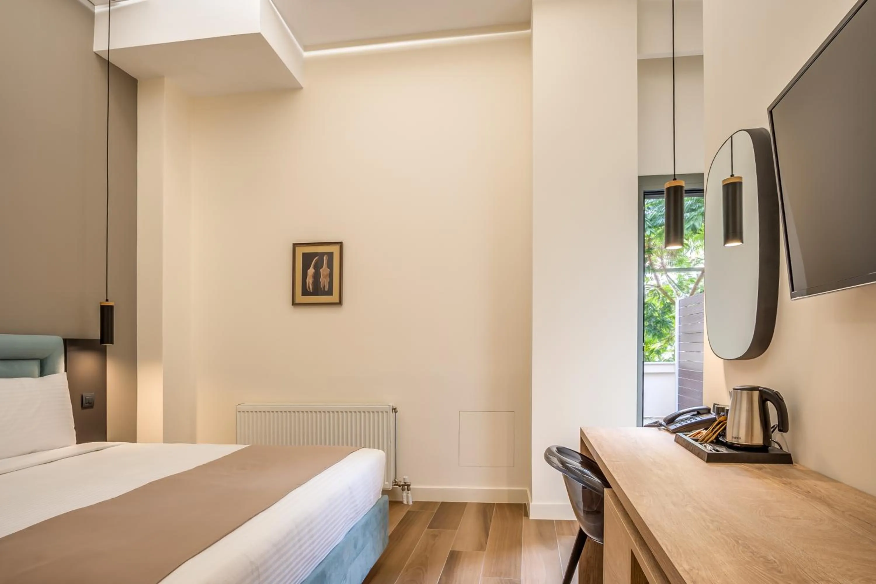 Coffee/tea facilities, Bed in Philia Boutique Hotel