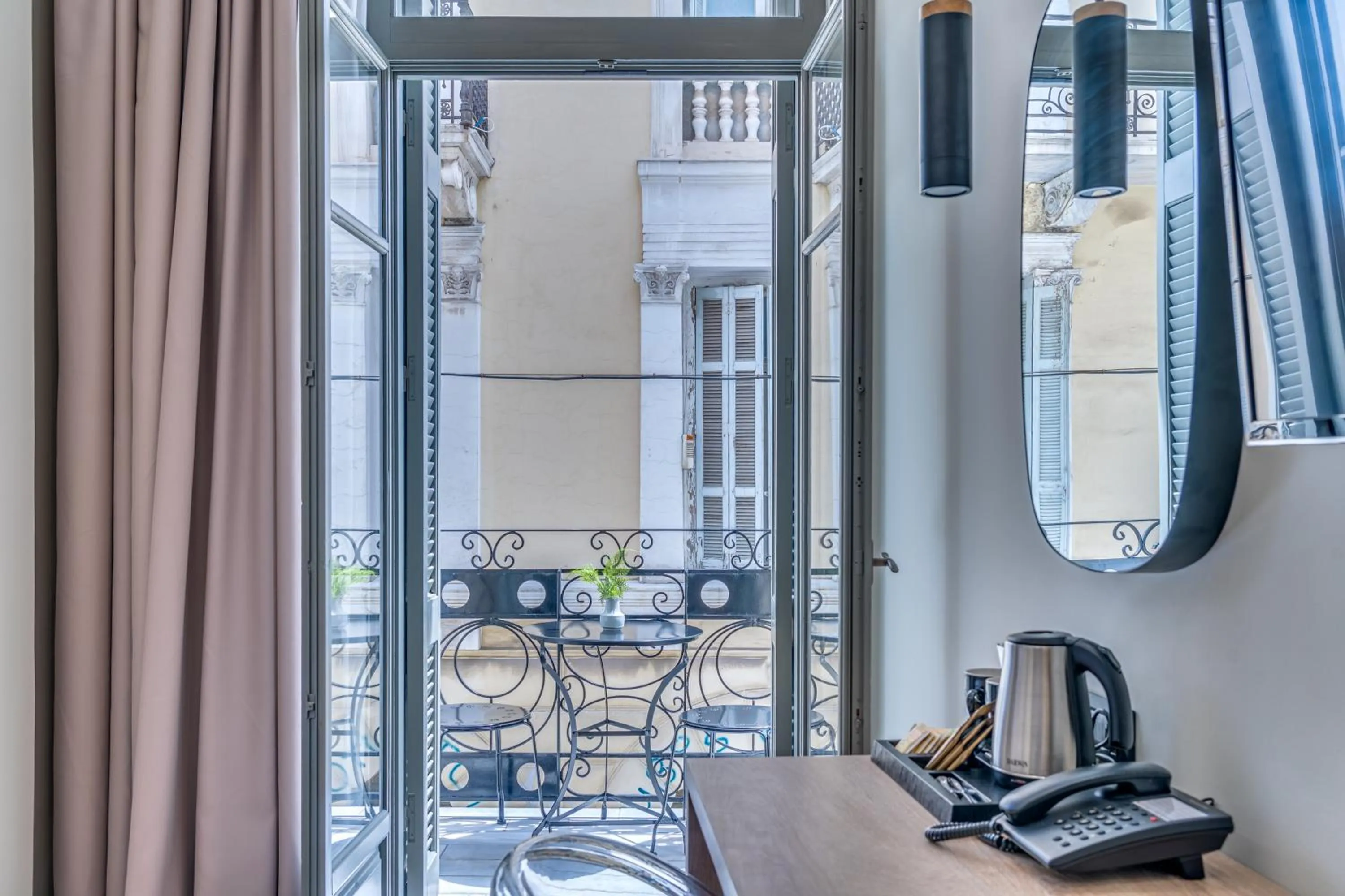 Coffee/tea facilities in Philia Boutique Hotel