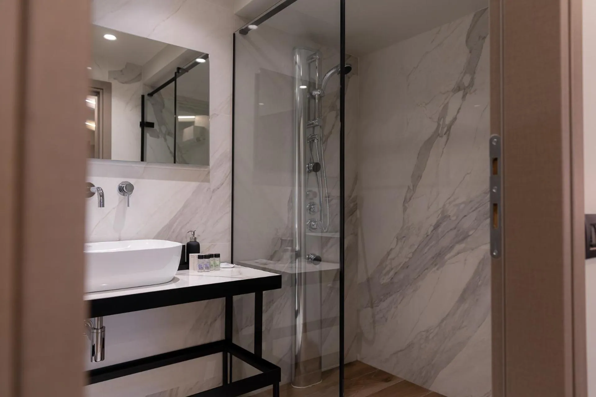 Shower in Philia Boutique Hotel