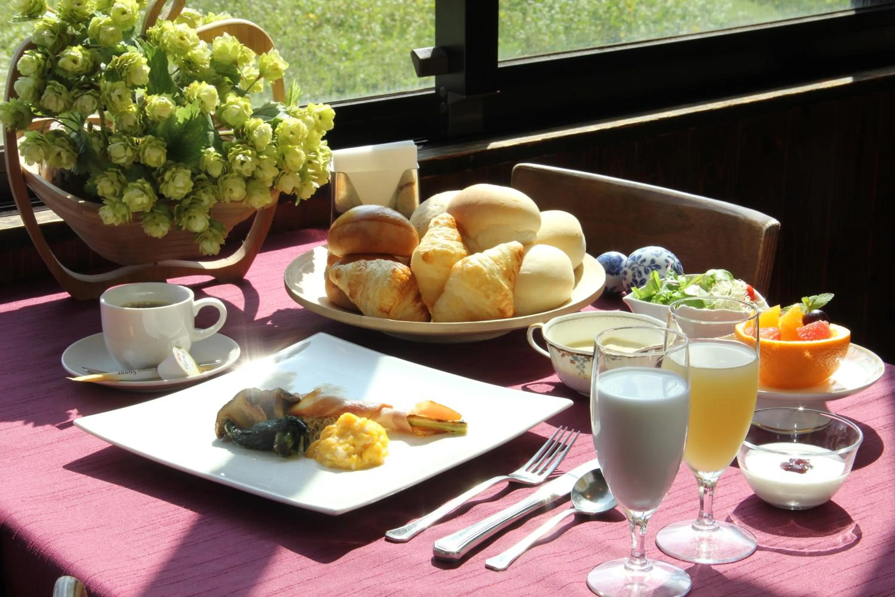 Breakfast in Hotel Belle-Cour Inomata