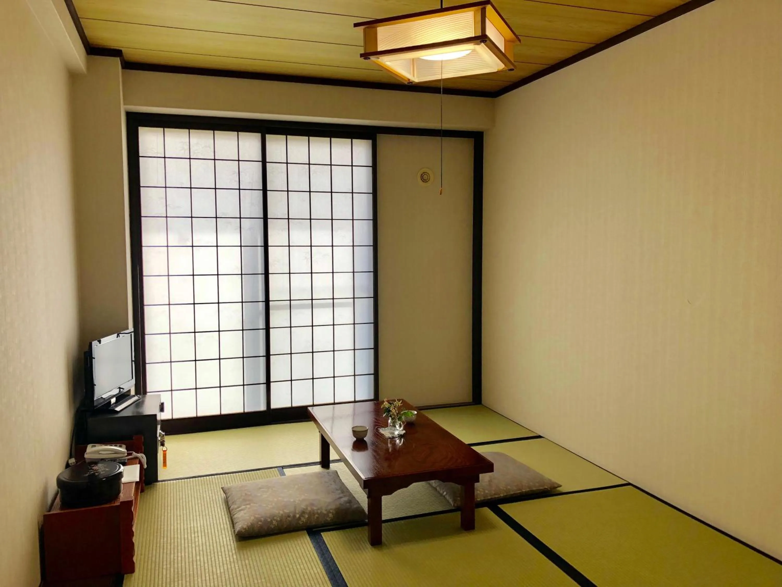 Photo of the whole room in Hotel Belle-Cour Inomata