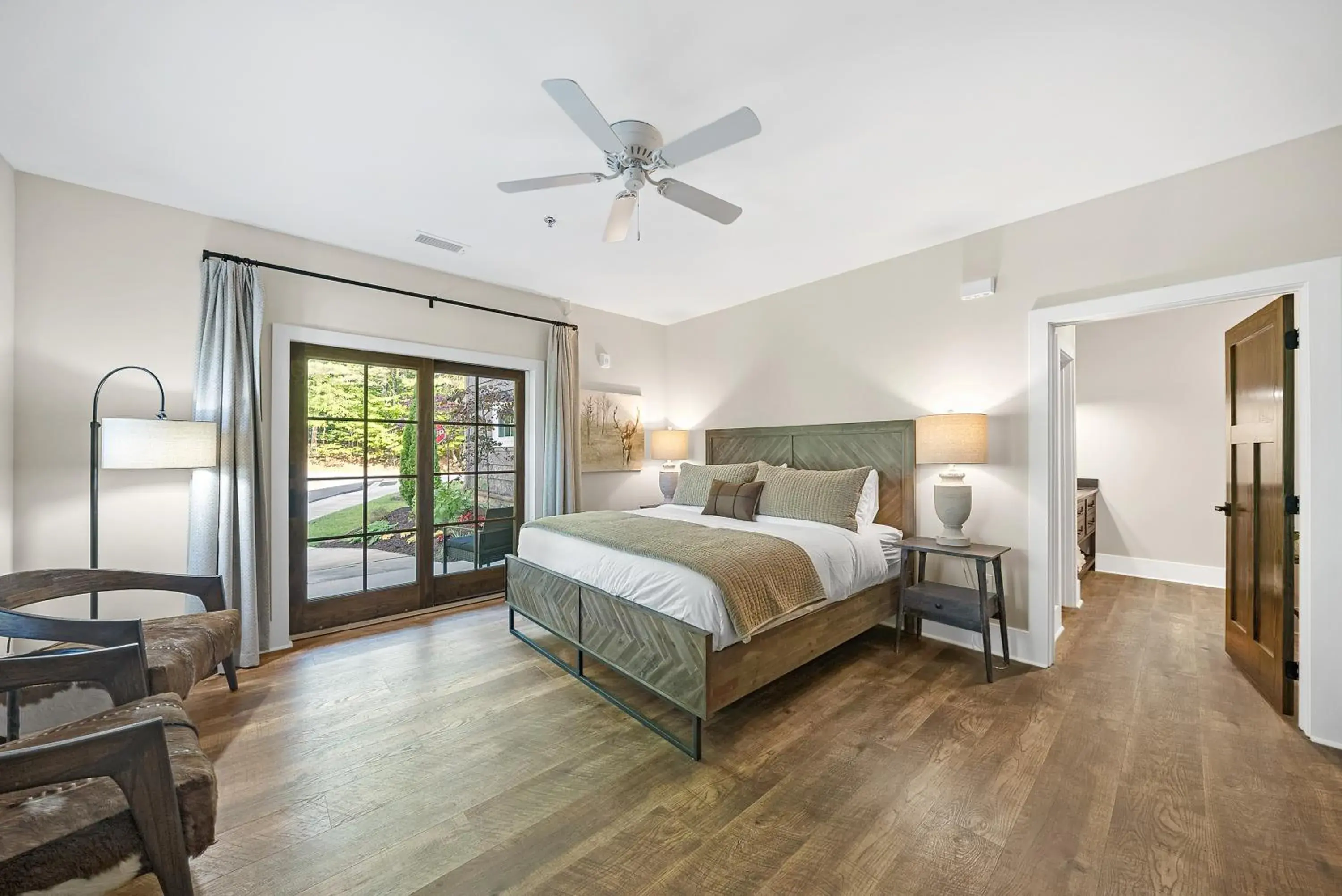 Bed in The Blowing Rock Manor Bed in The Blowing Rock Manor