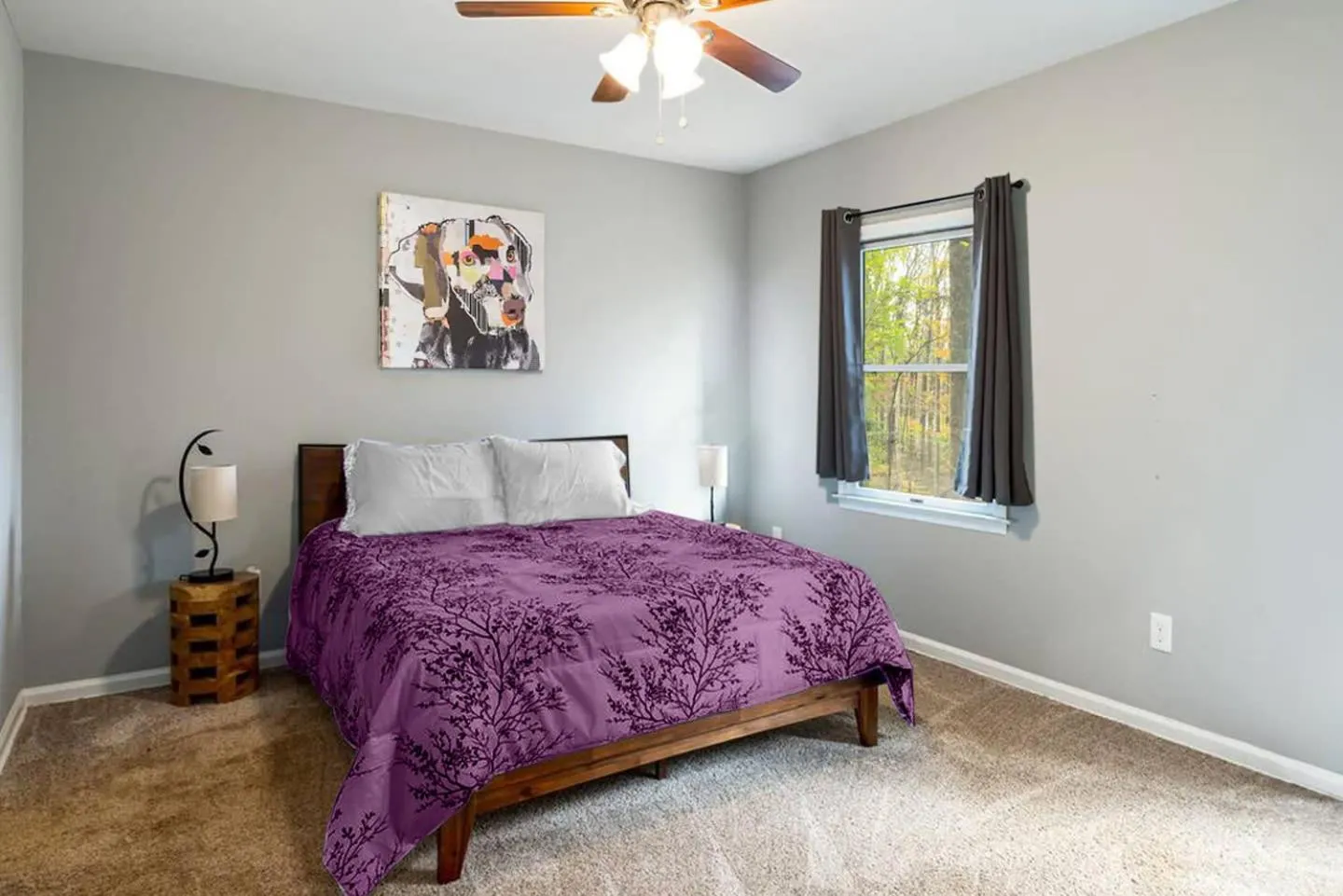 Bed in Hot Tub, Deck&Grill, Game Room, WiFi at Cute Cabin