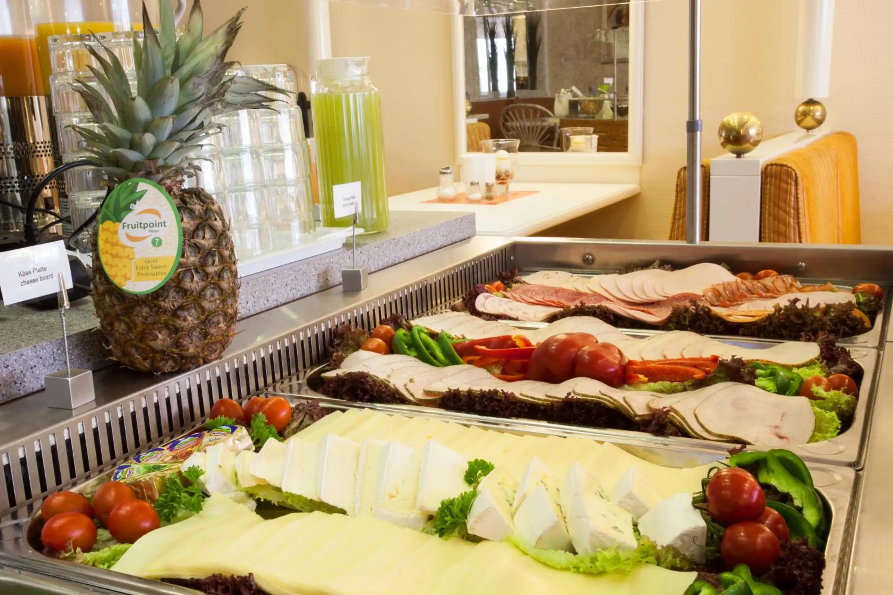 Restaurant/places to eat in Trip Inn Hotel Ariane Restaurant/places to eat in Trip Inn Hotel Ariane