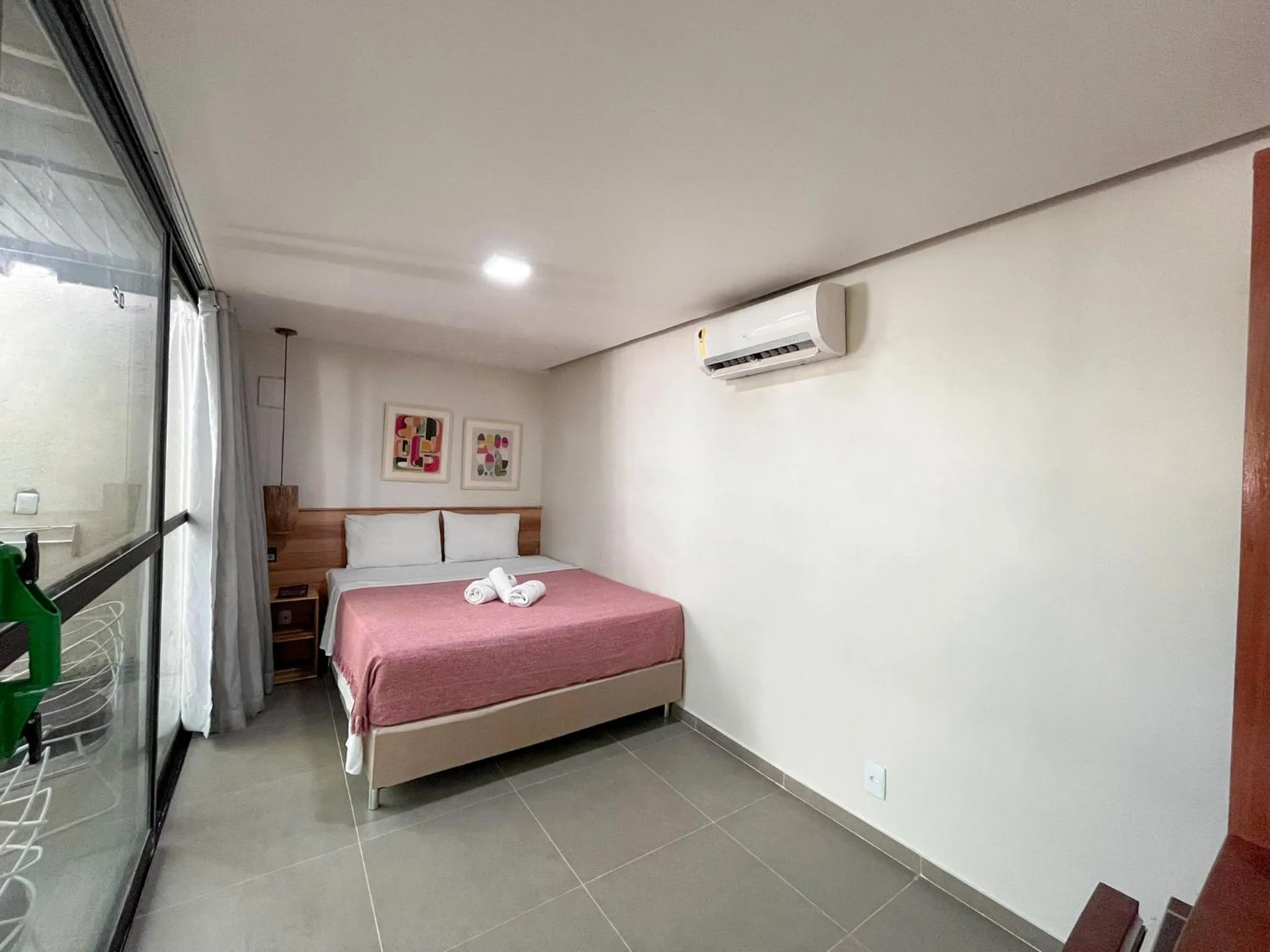 Double Room in Container in Pousada Unaí