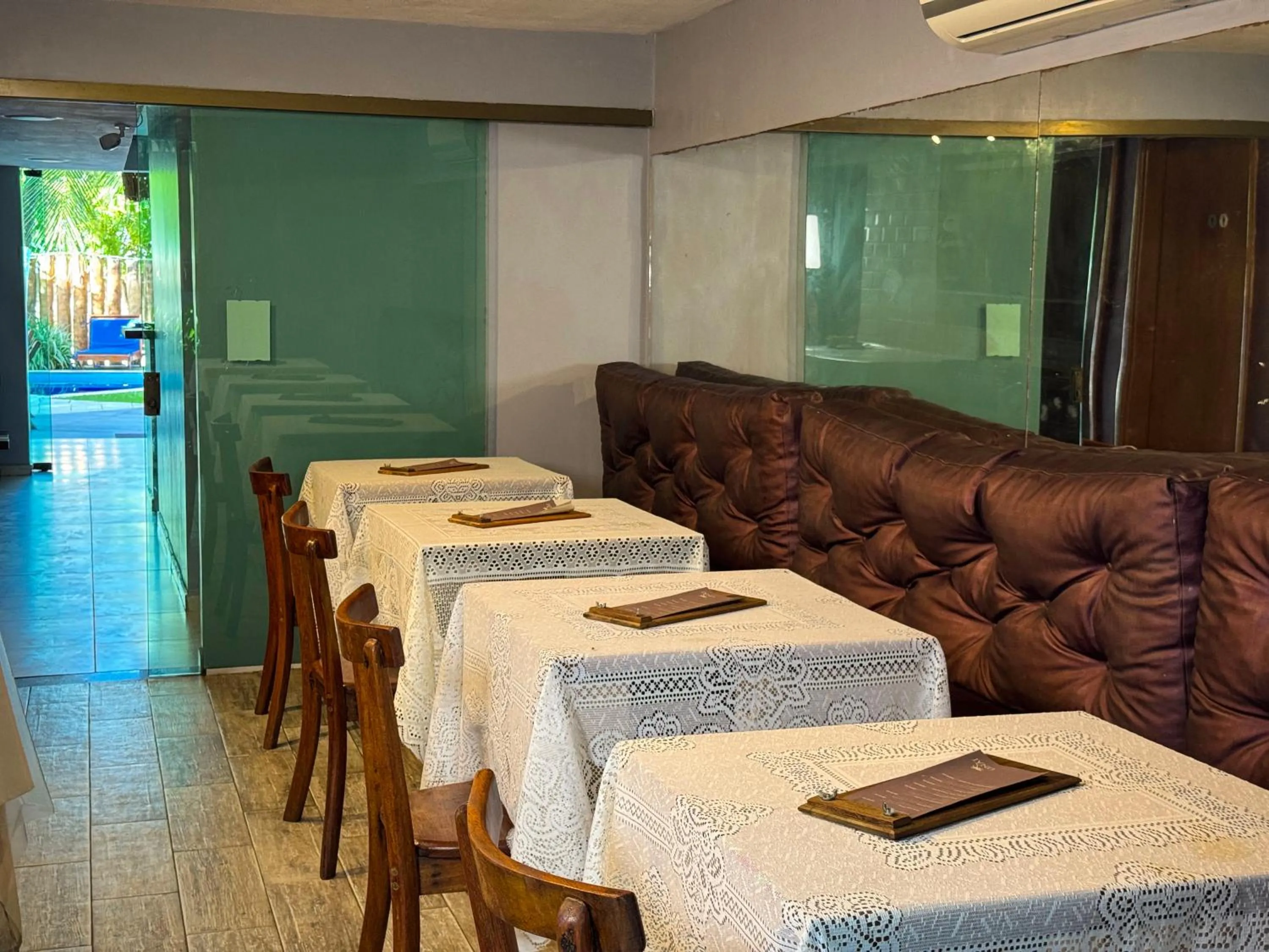 Dining area in Pousada Unaí